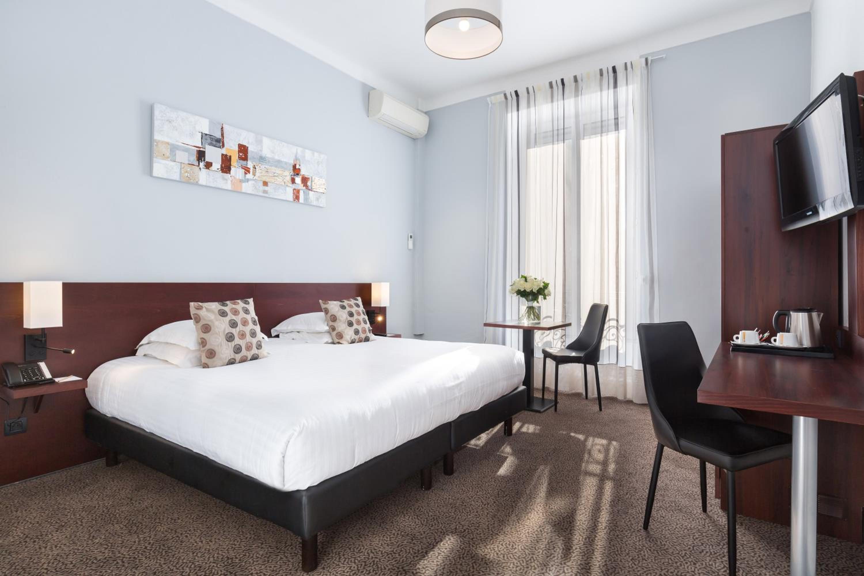 Superior Double Room - Photo 14