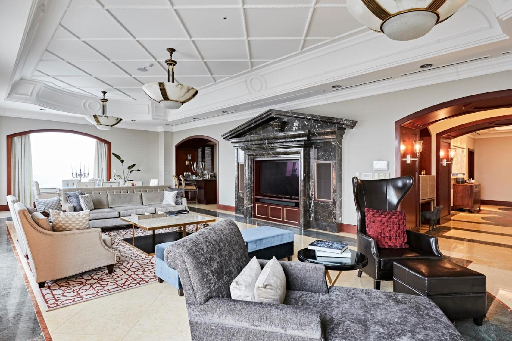 Penthouse Apartment photo 2