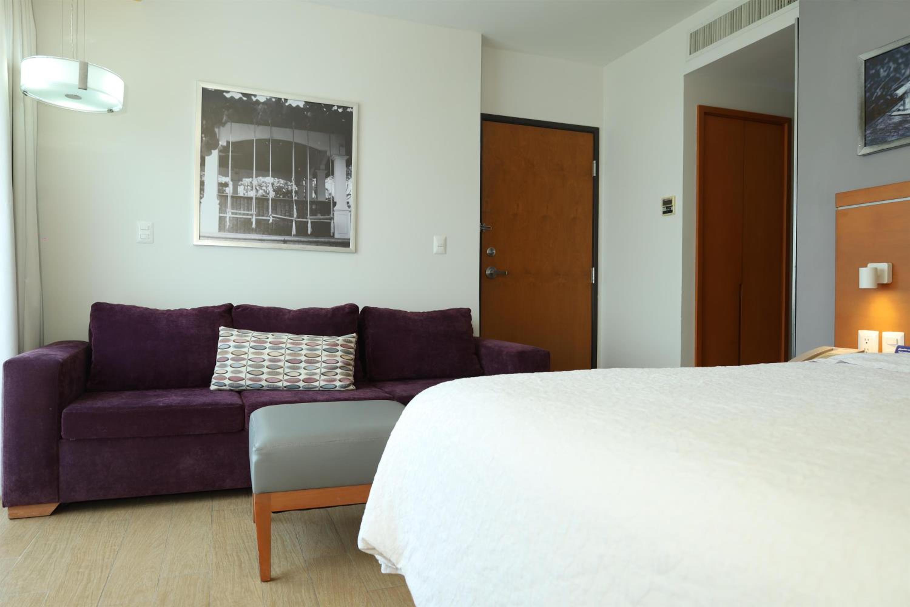 Superior Queen Room - Non-Smoking photo 1