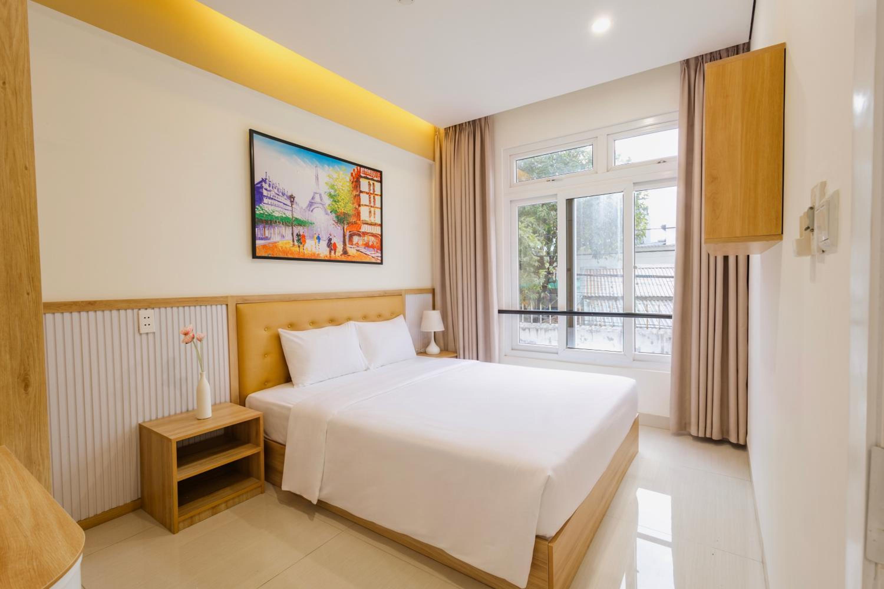 Deluxe Apartment
