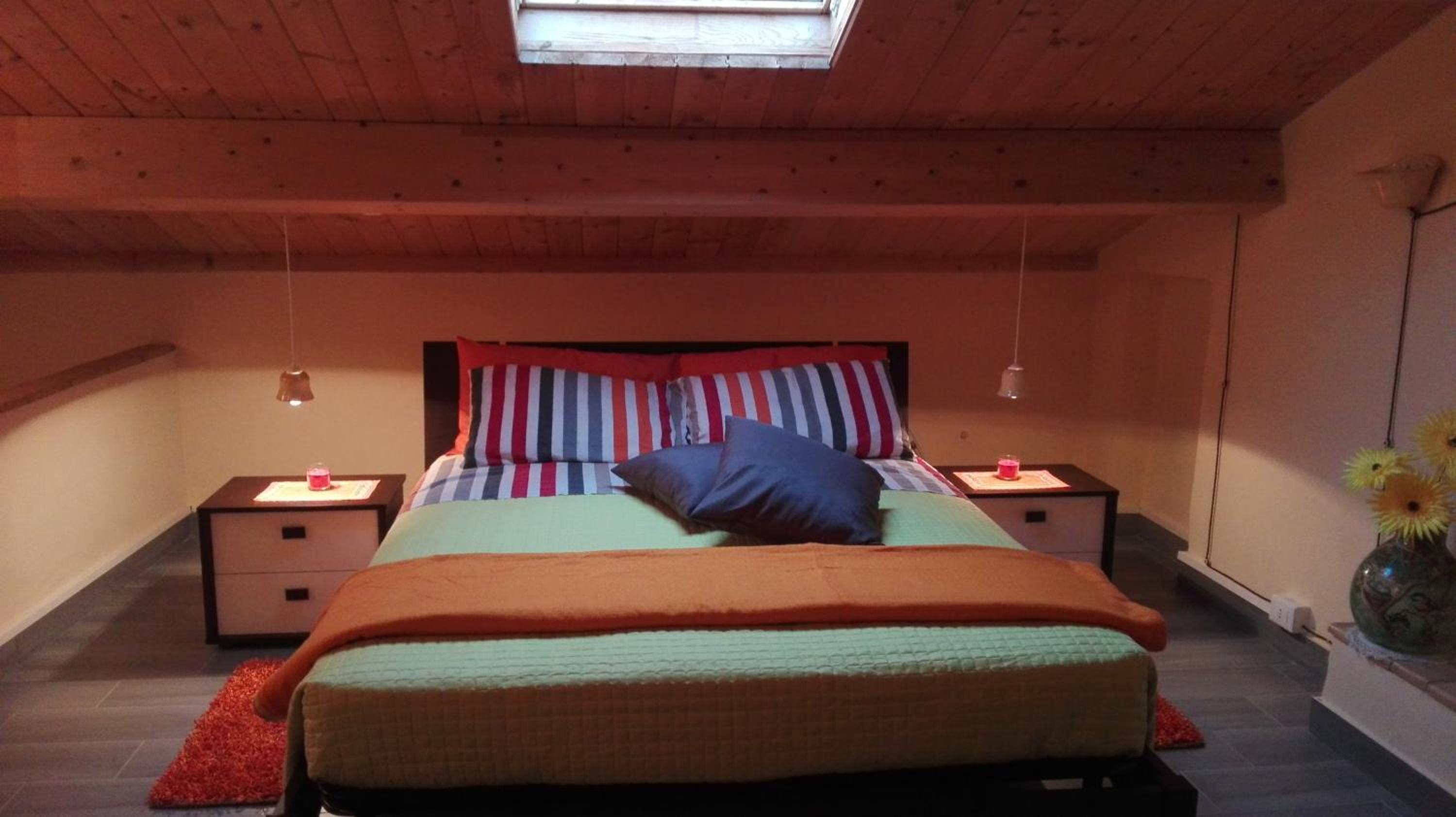 Quadruple Room with Private Bathroom - Photo 6