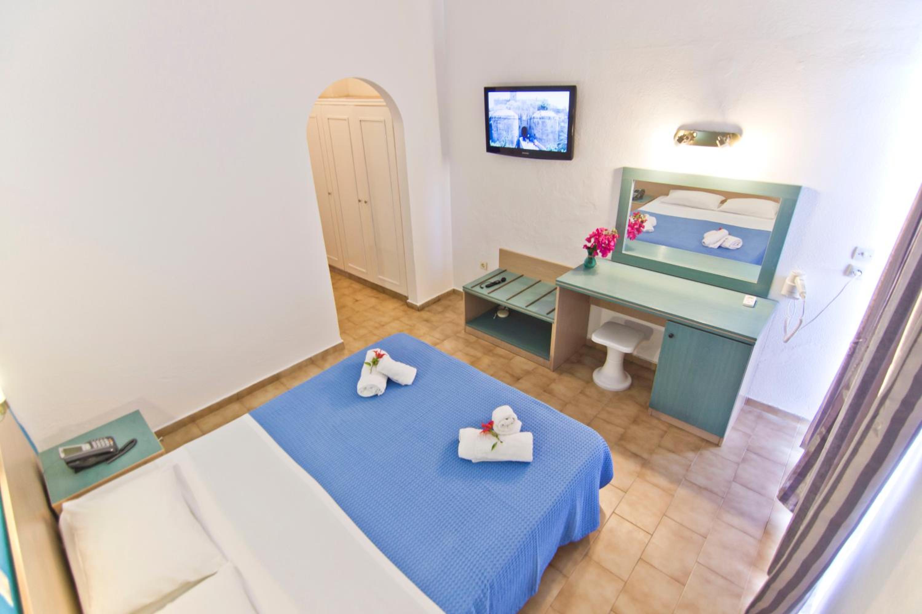 Double Or Twin Room With Garden View