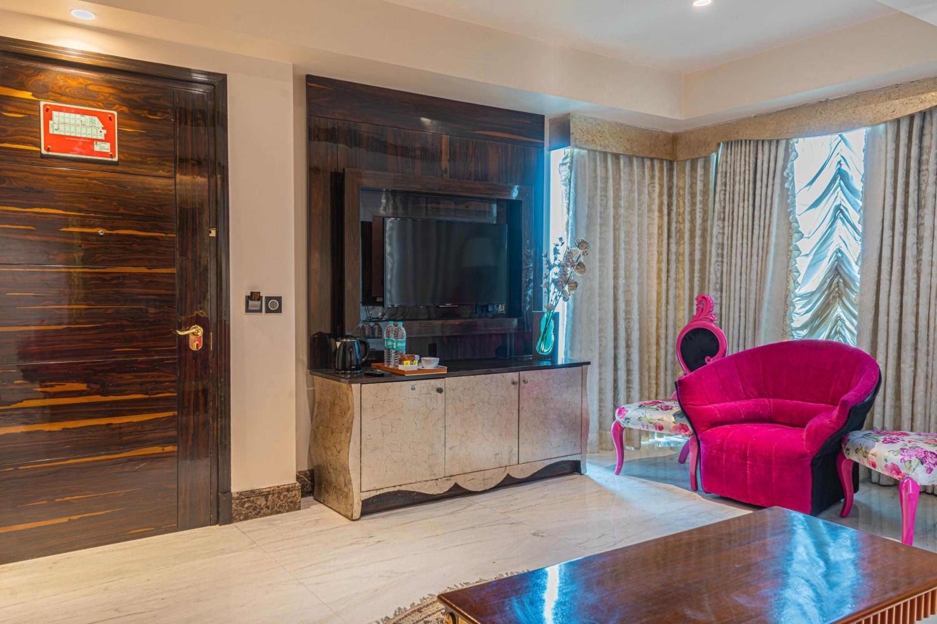 Junior Suite Junior Suite