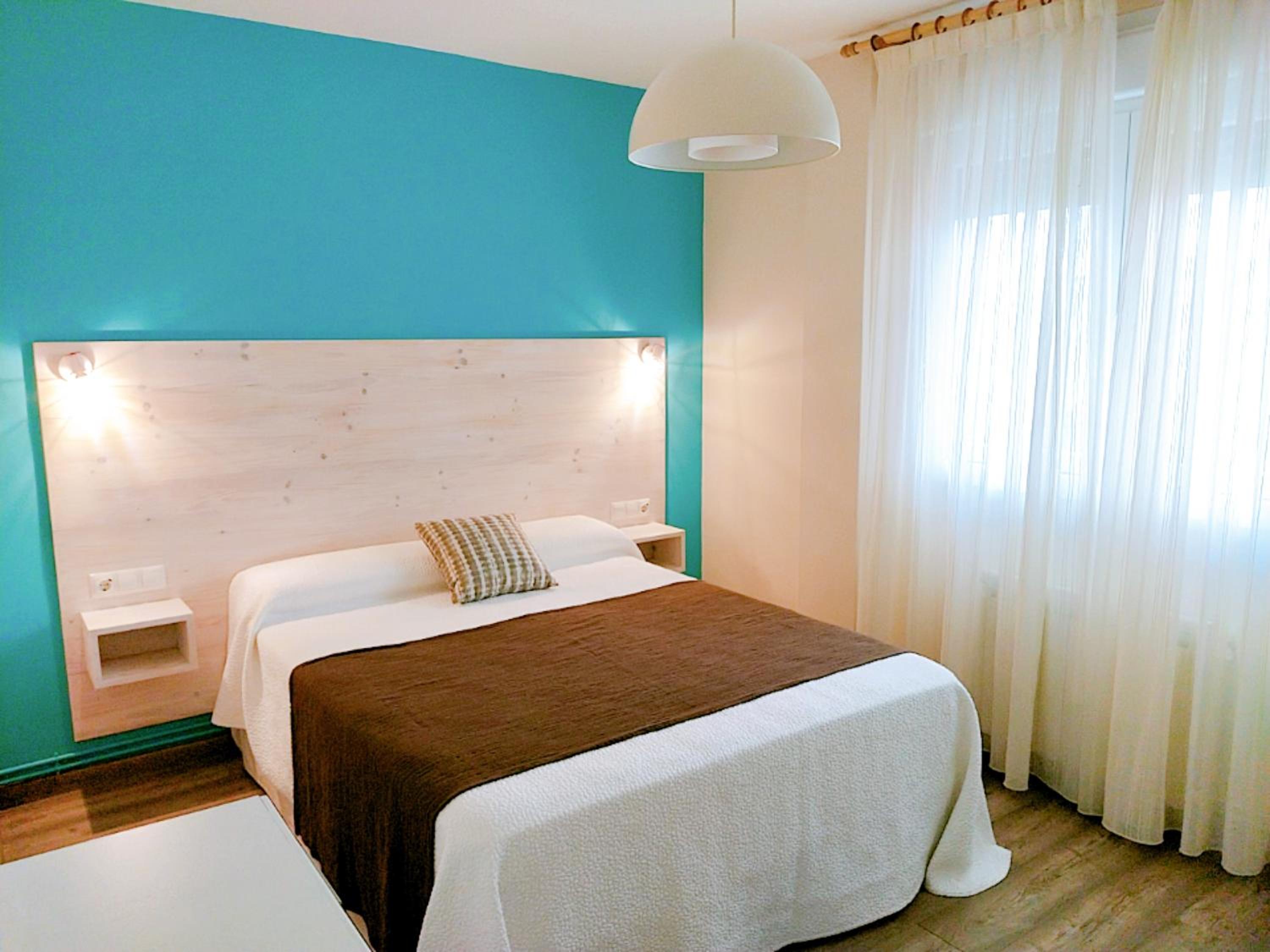 Two-Bedroom Apartment with Balcony photo 2