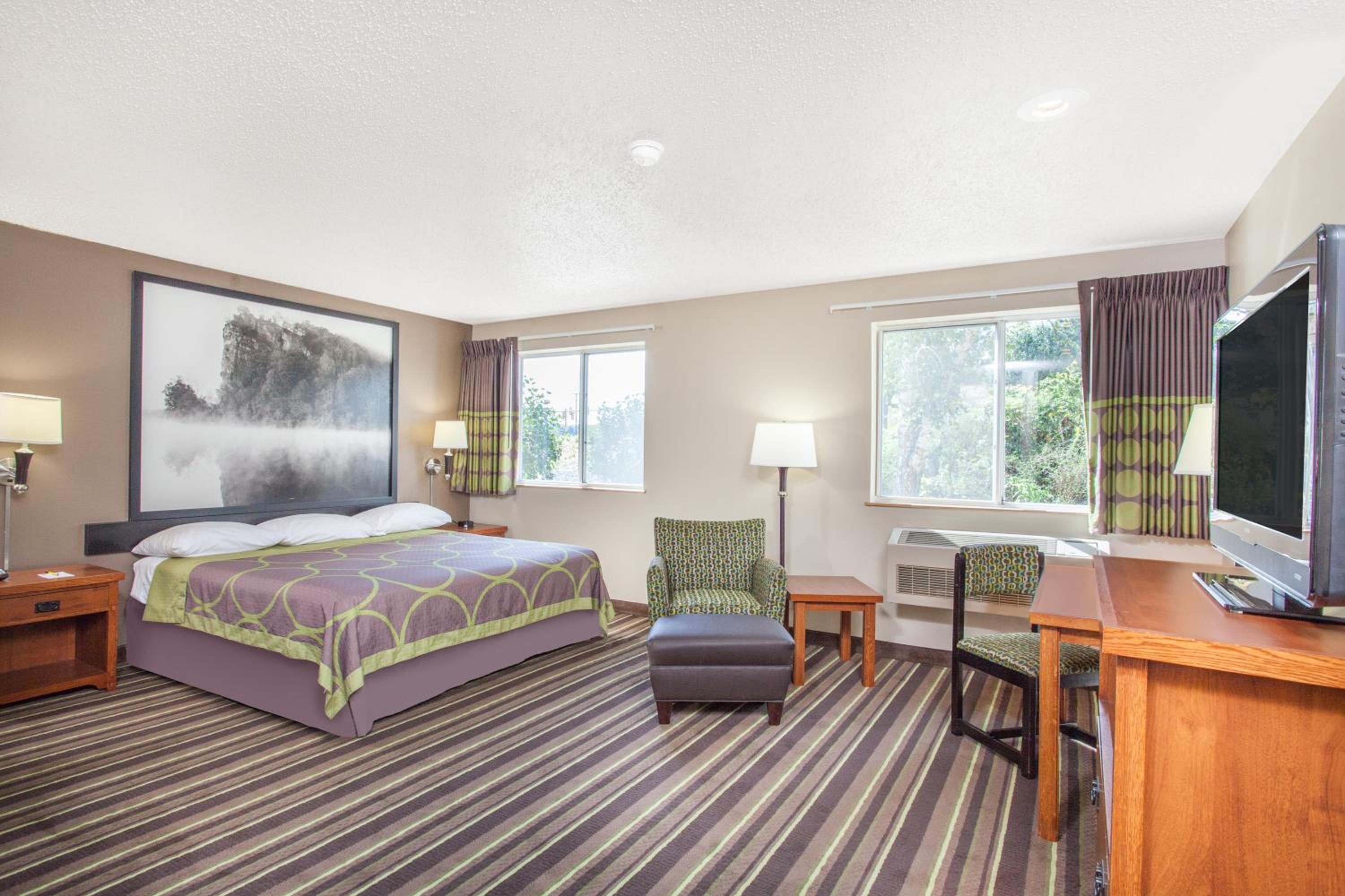 King Studio Suite - Non-Smoking - Photo 1