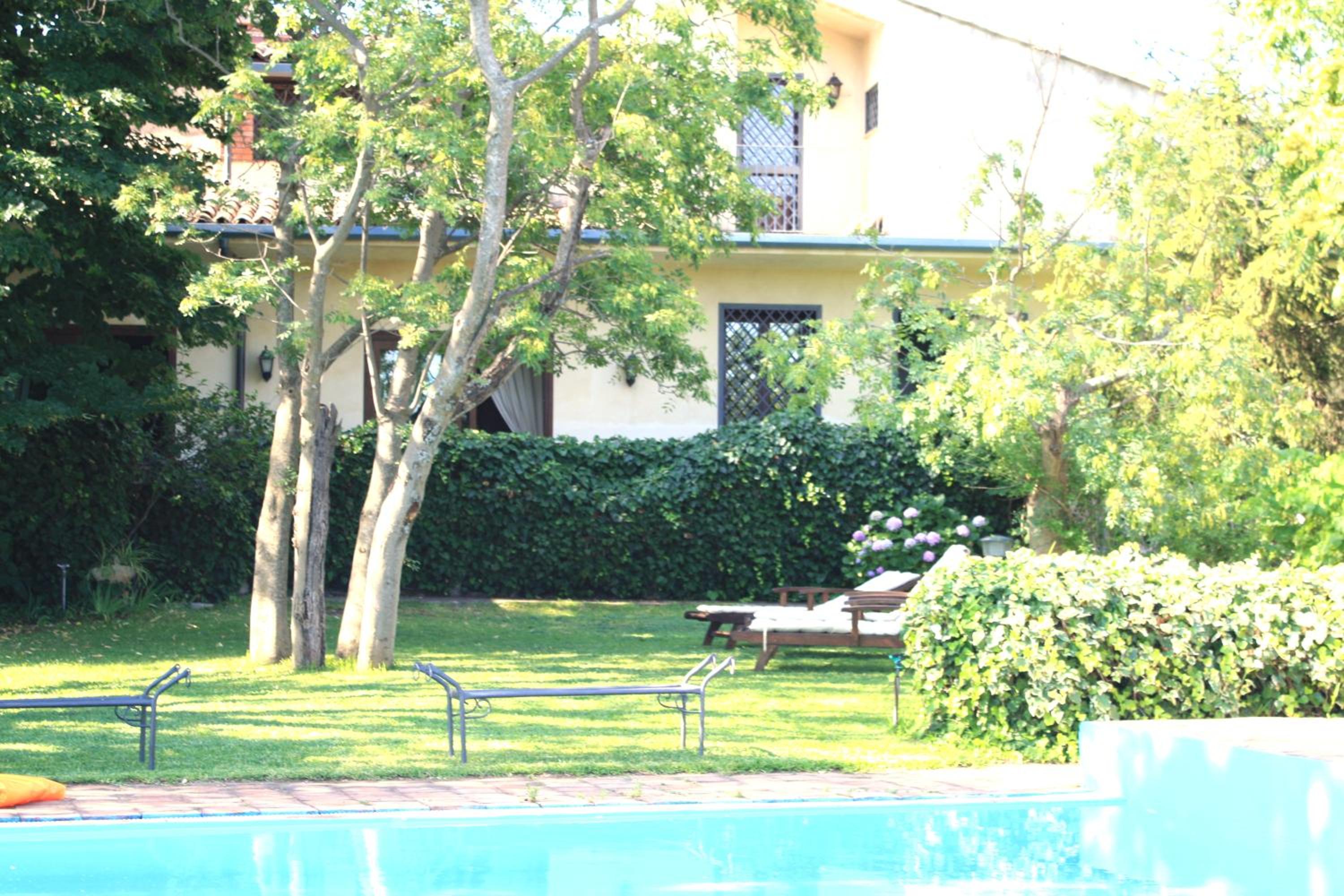 Villa with Private Pool photo 3