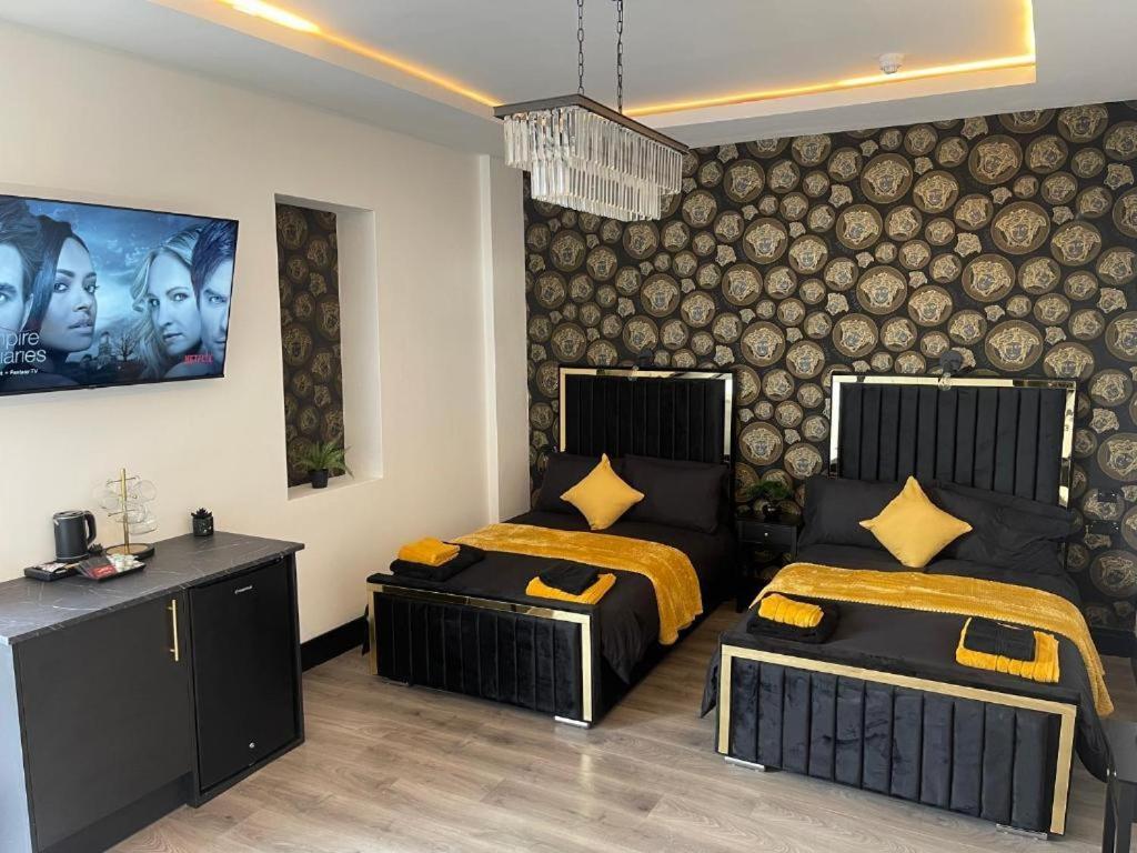 Superior Family Room