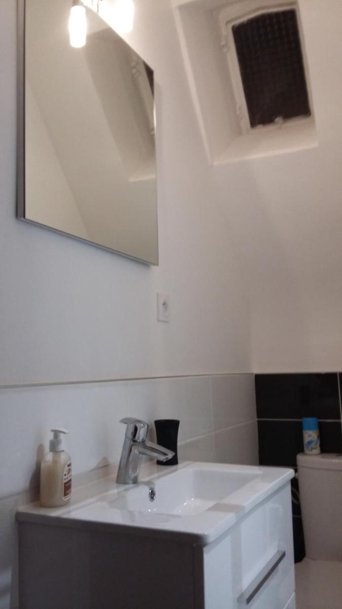 Studio Apartment photo 1