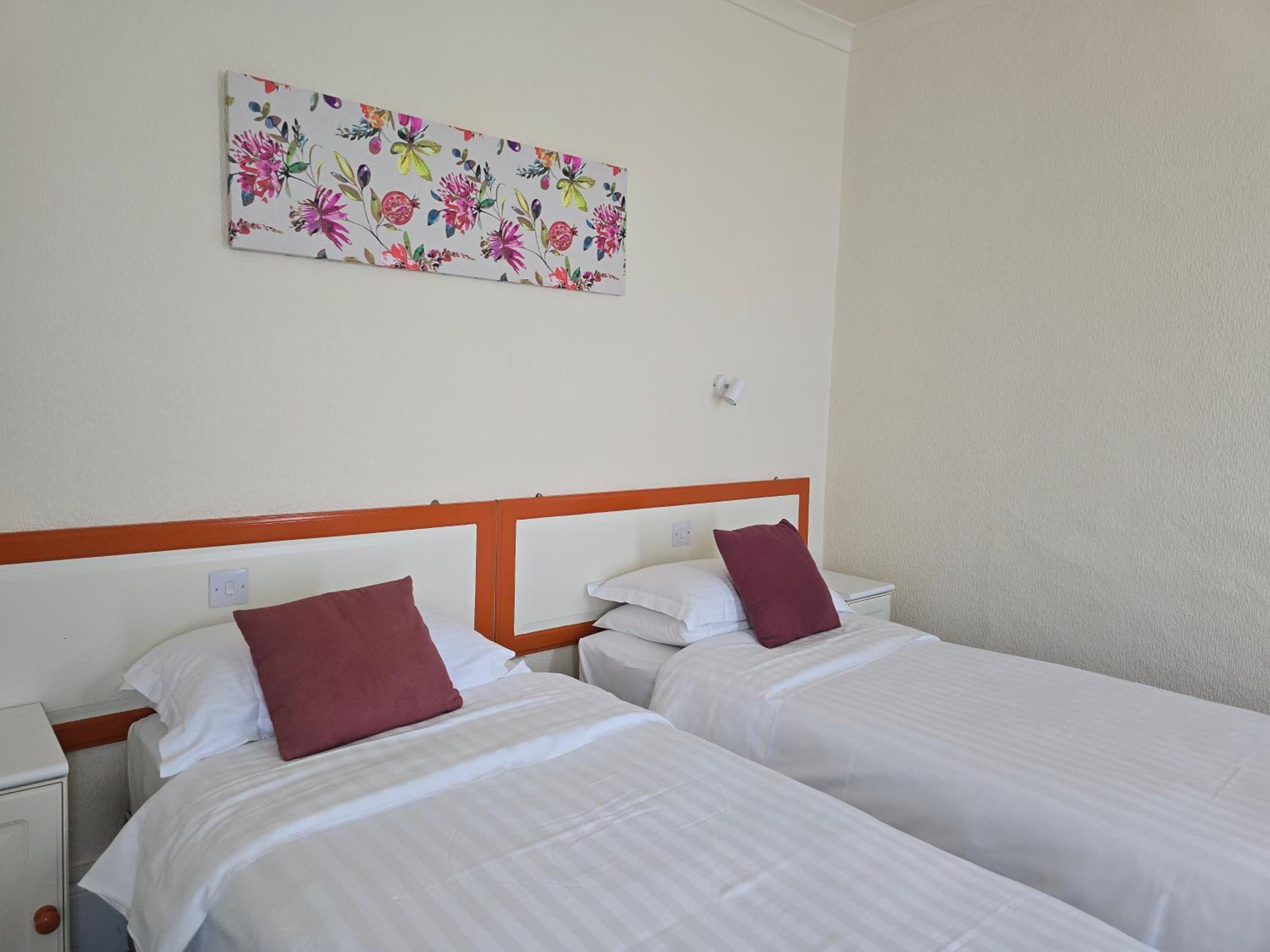 Double or Twin Room with Street View - Photo 1