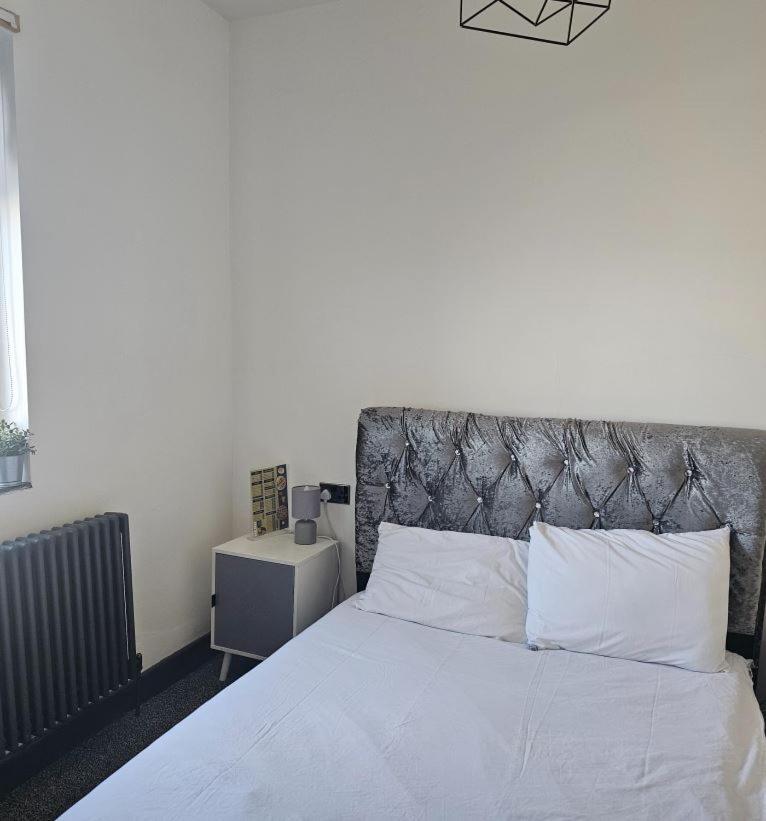 Deluxe Double Room with Shower