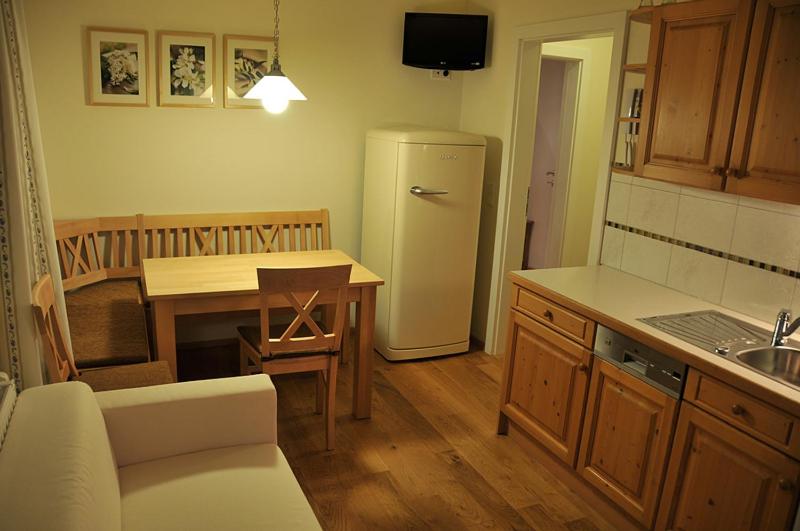 Two-Bedroom Apartment photo 3