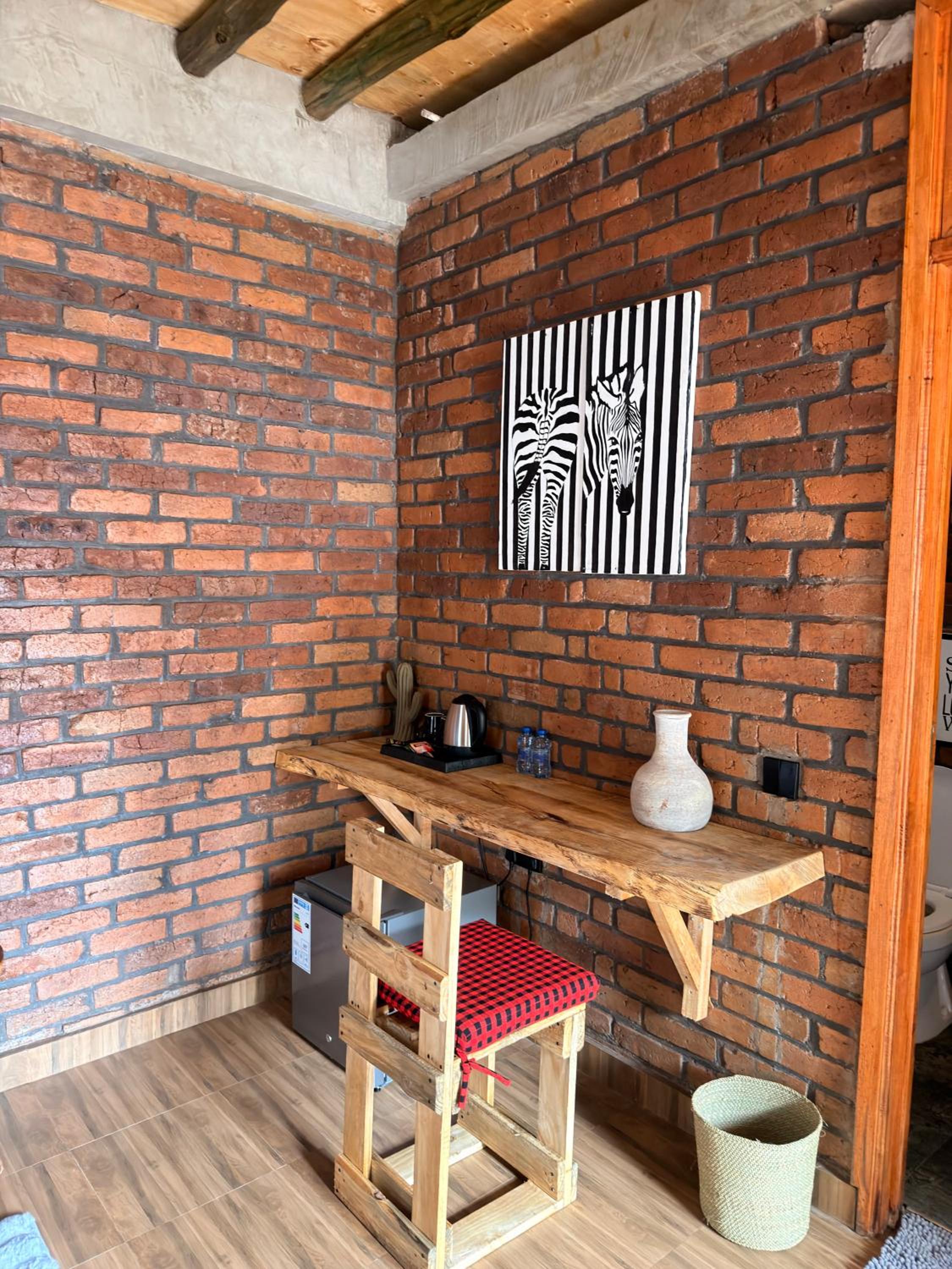 King Suite with Balcony photo 2