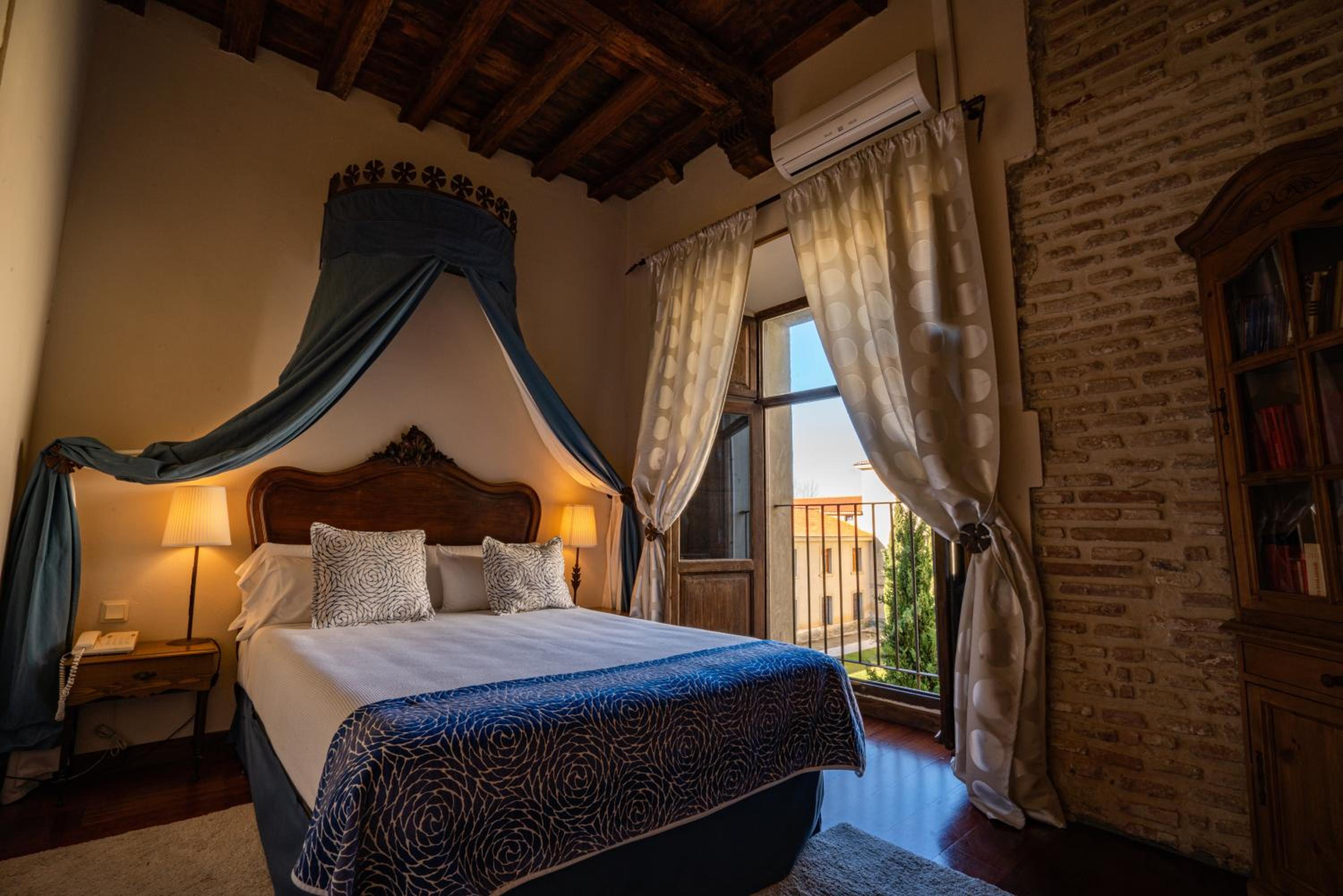 Suite photo 1