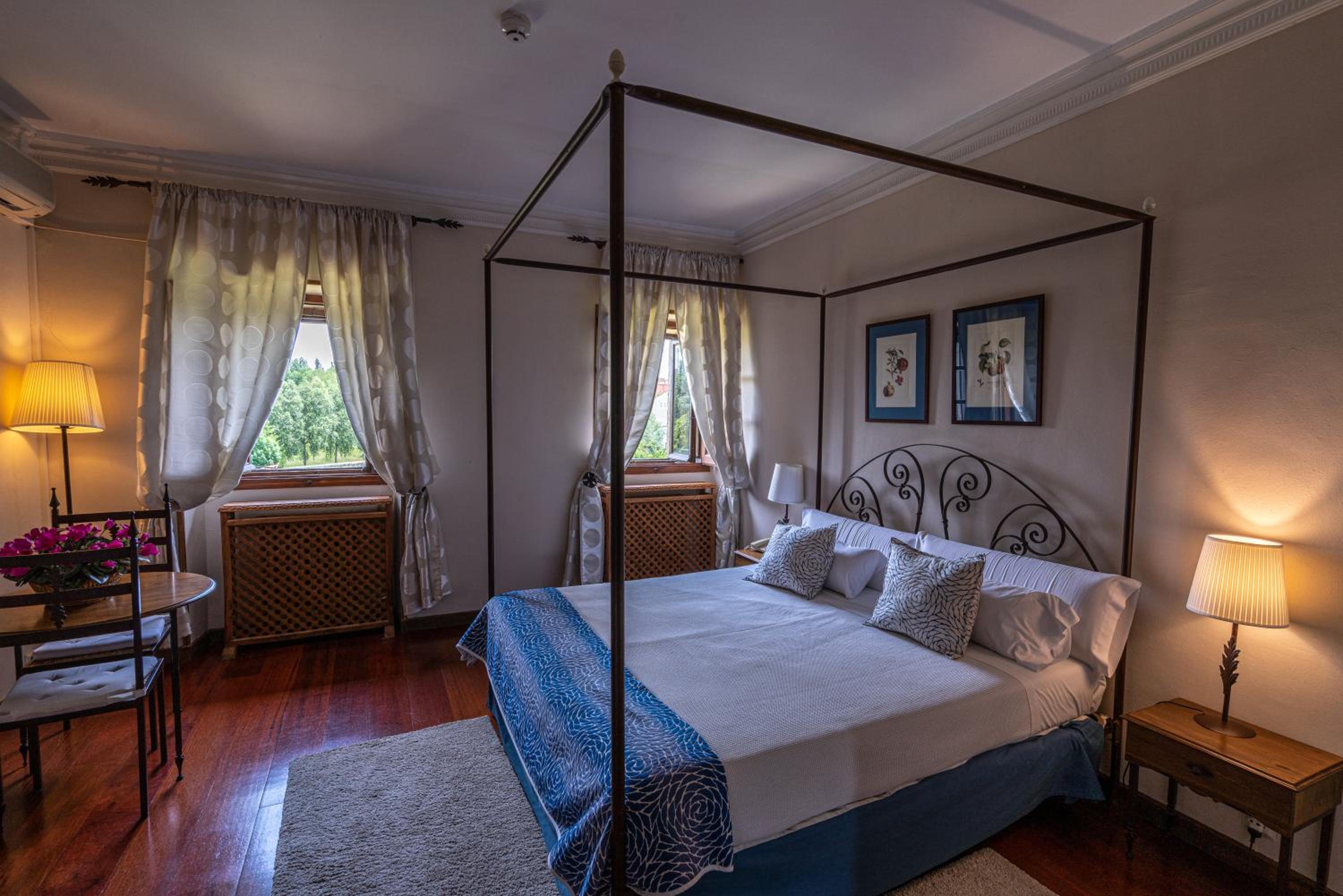 Suite photo 1