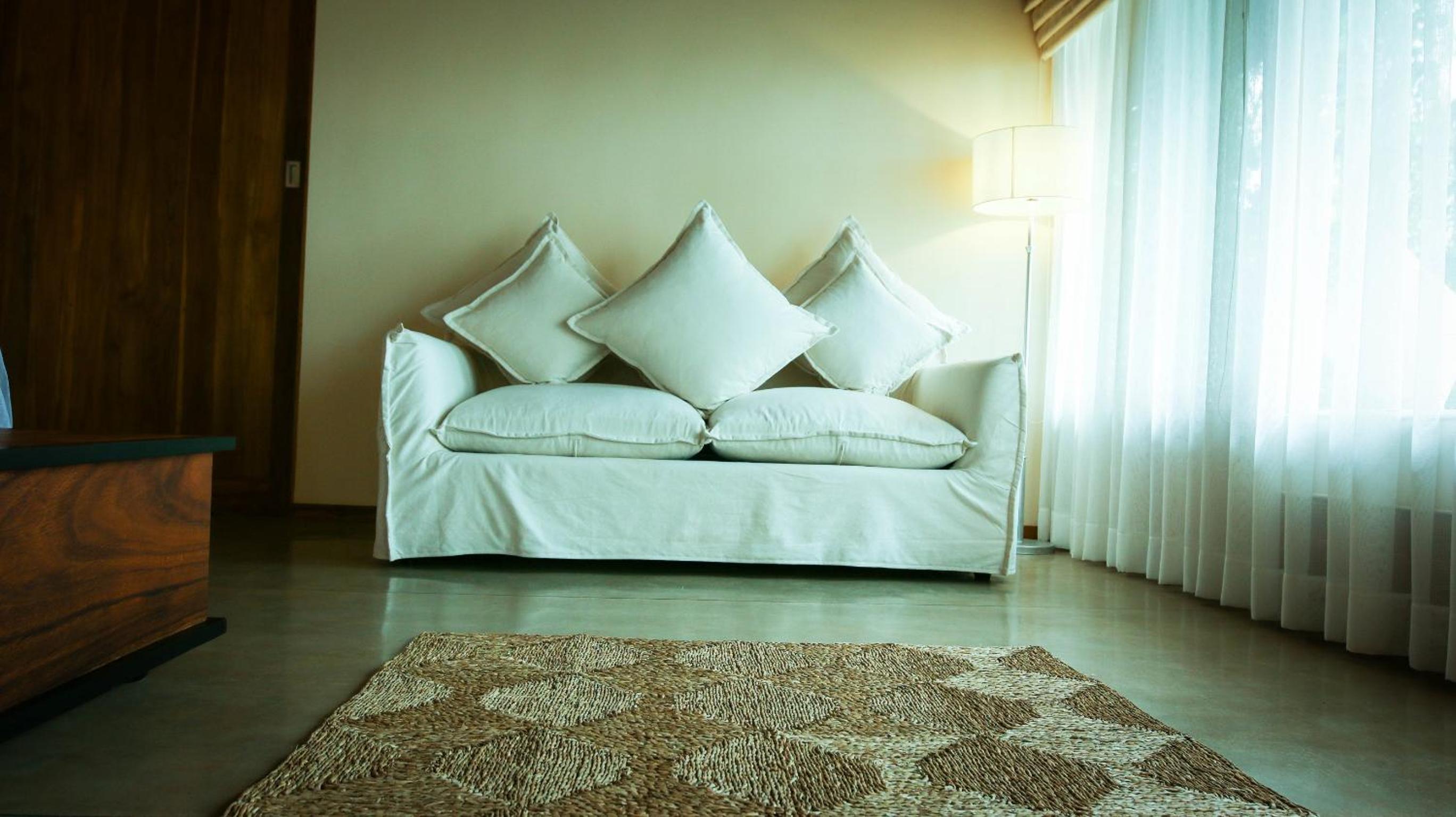 Queen Suite - Photo 14