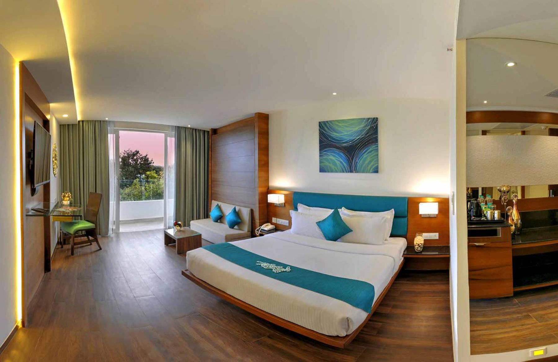 Emerald with 15% Discount on F&B and 10% Discount on Spa, Complimentary Early Check in or Late Check Out by 2 Hrs