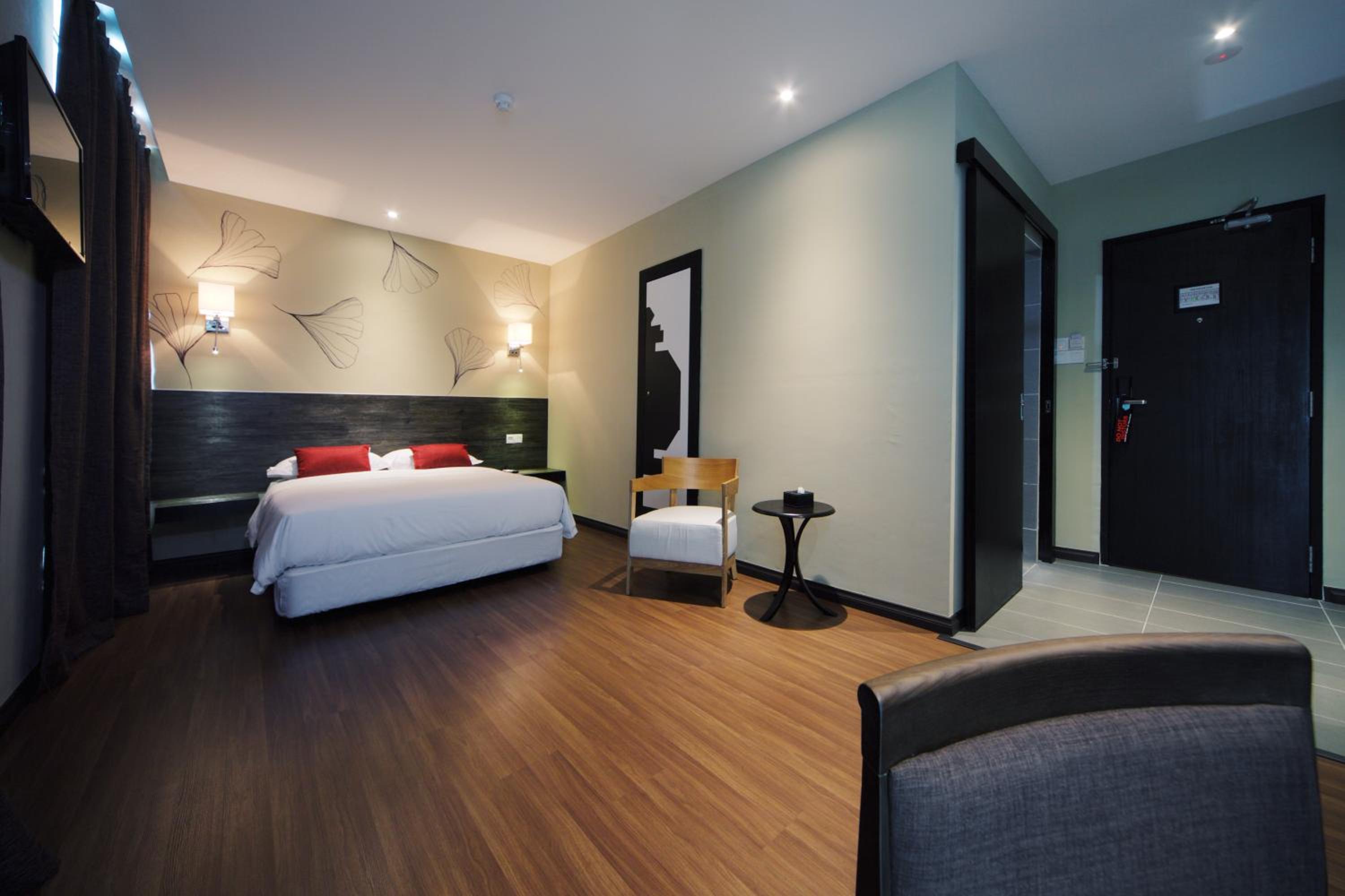 Executive Queen Room
