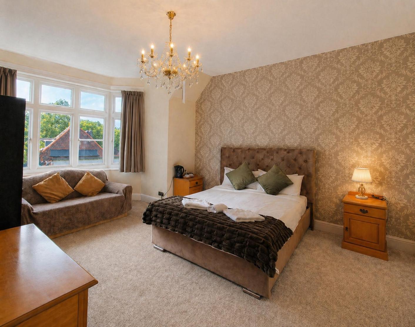 Deluxe Double Room with Bath