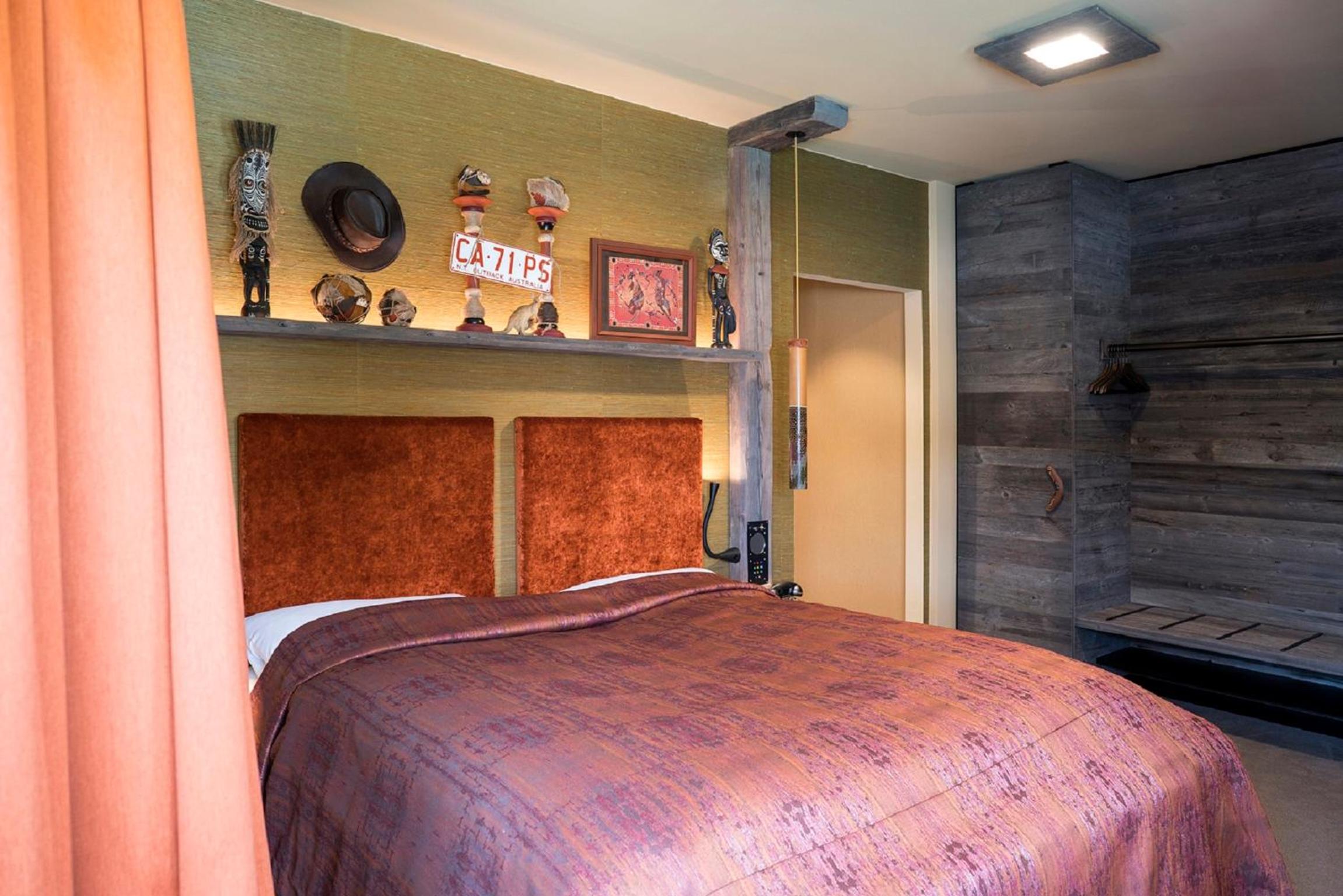 Deluxe Double Room with River View - Photo 10