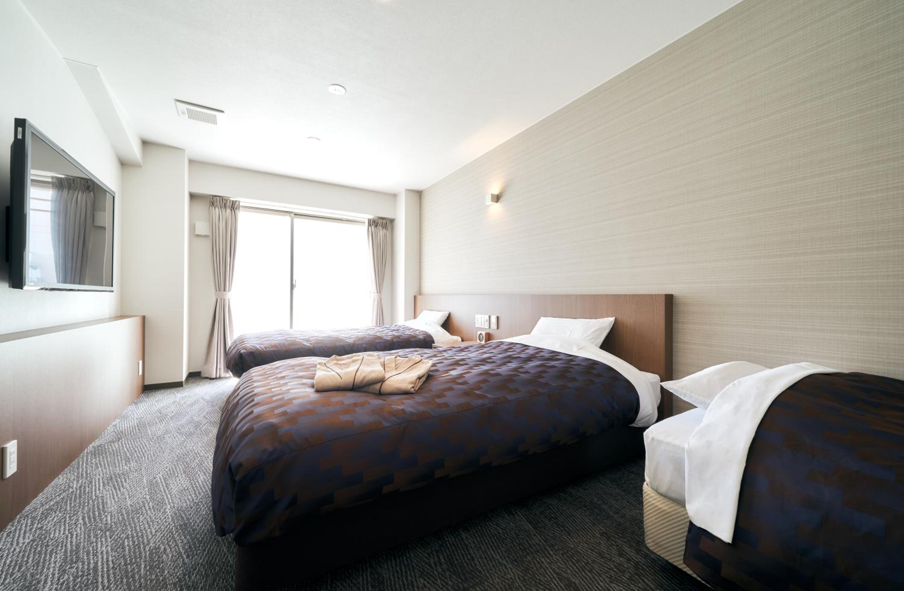 Deluxe Triple Room photo 3