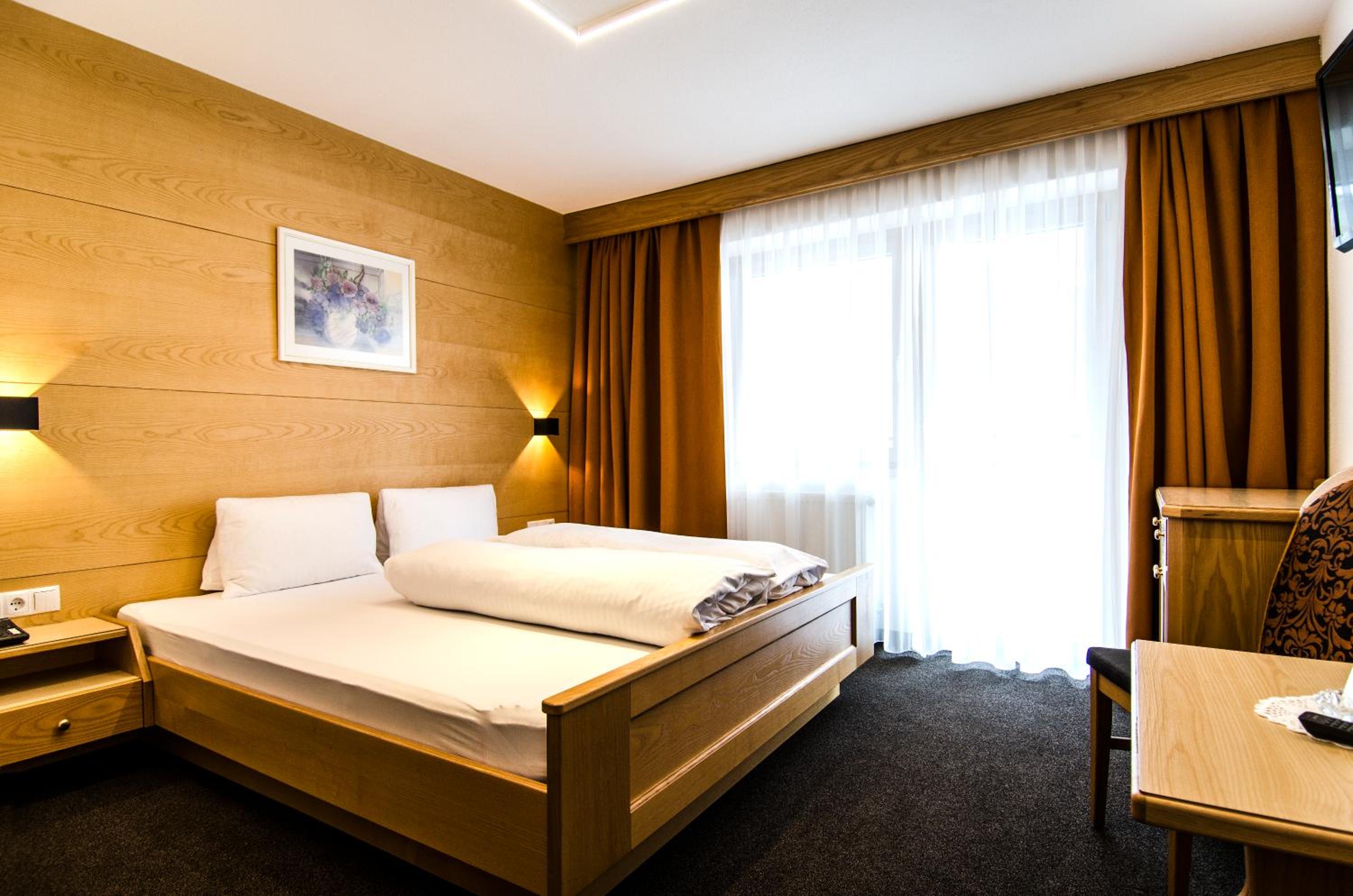 Comfort Double Room with Balcony photo 3