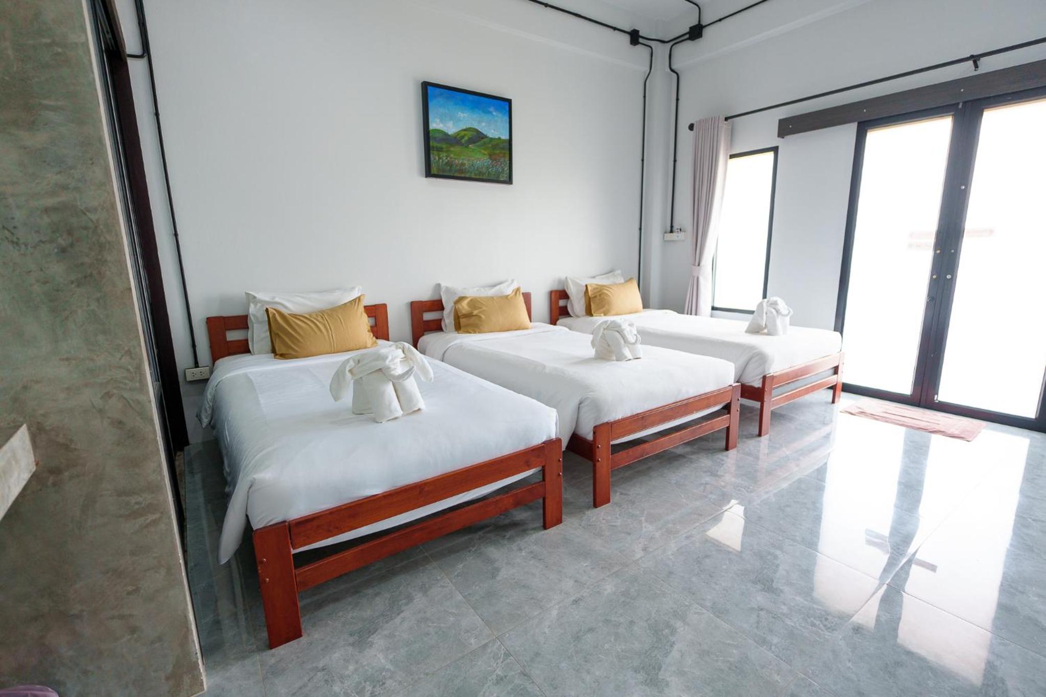 Triple Room