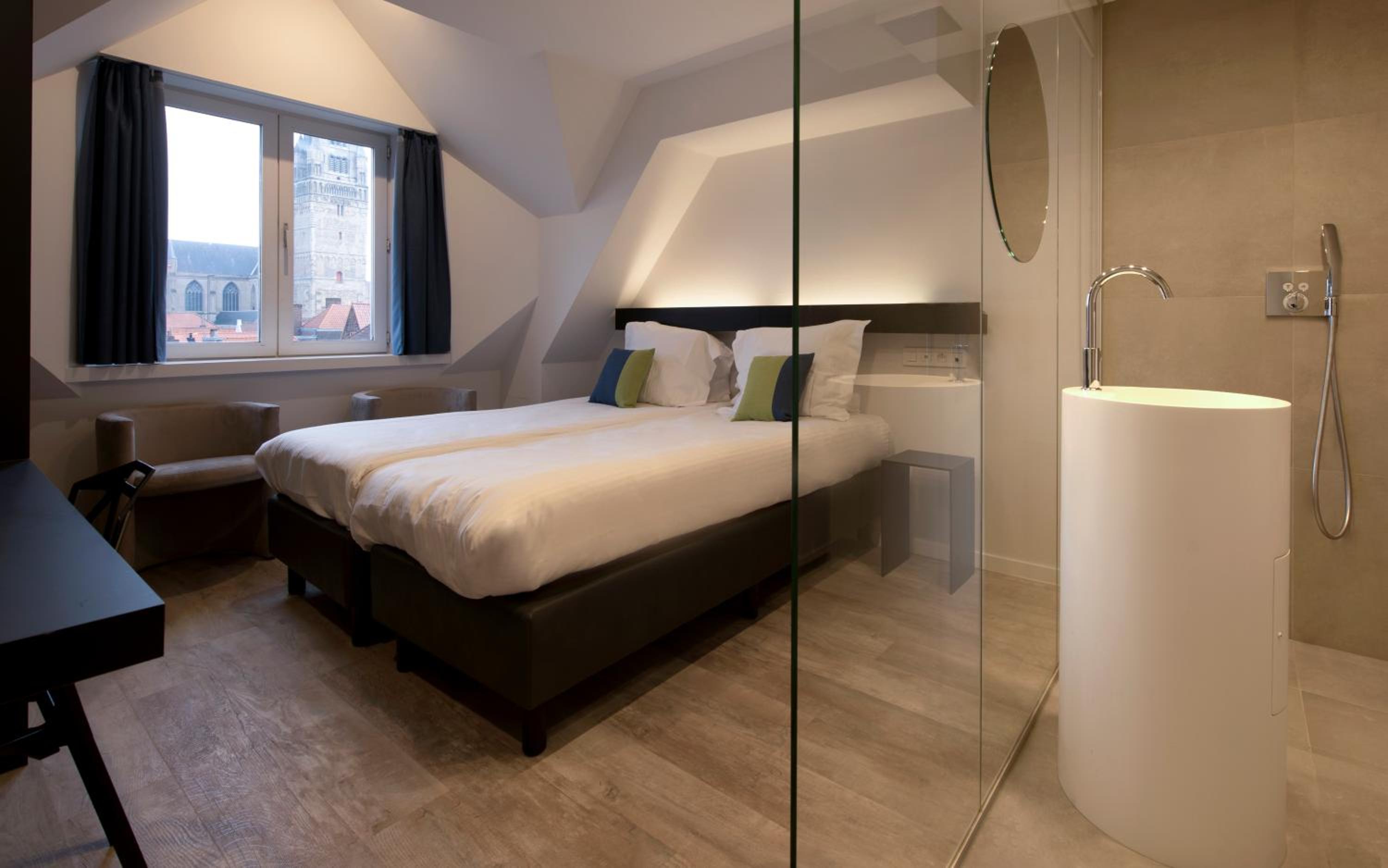 Budget Twin Room photo 3