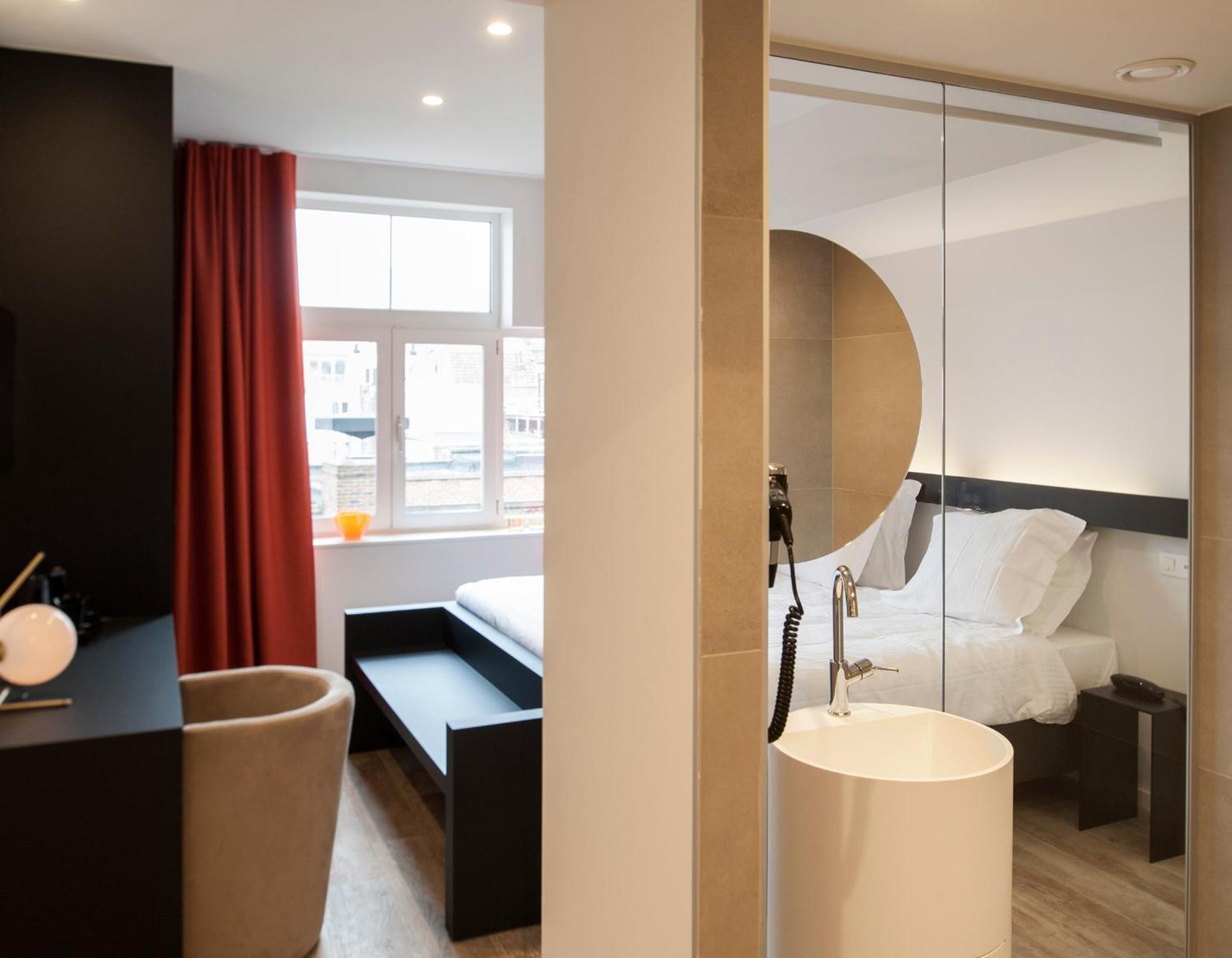 Standard Double or Twin Room - Photo 2