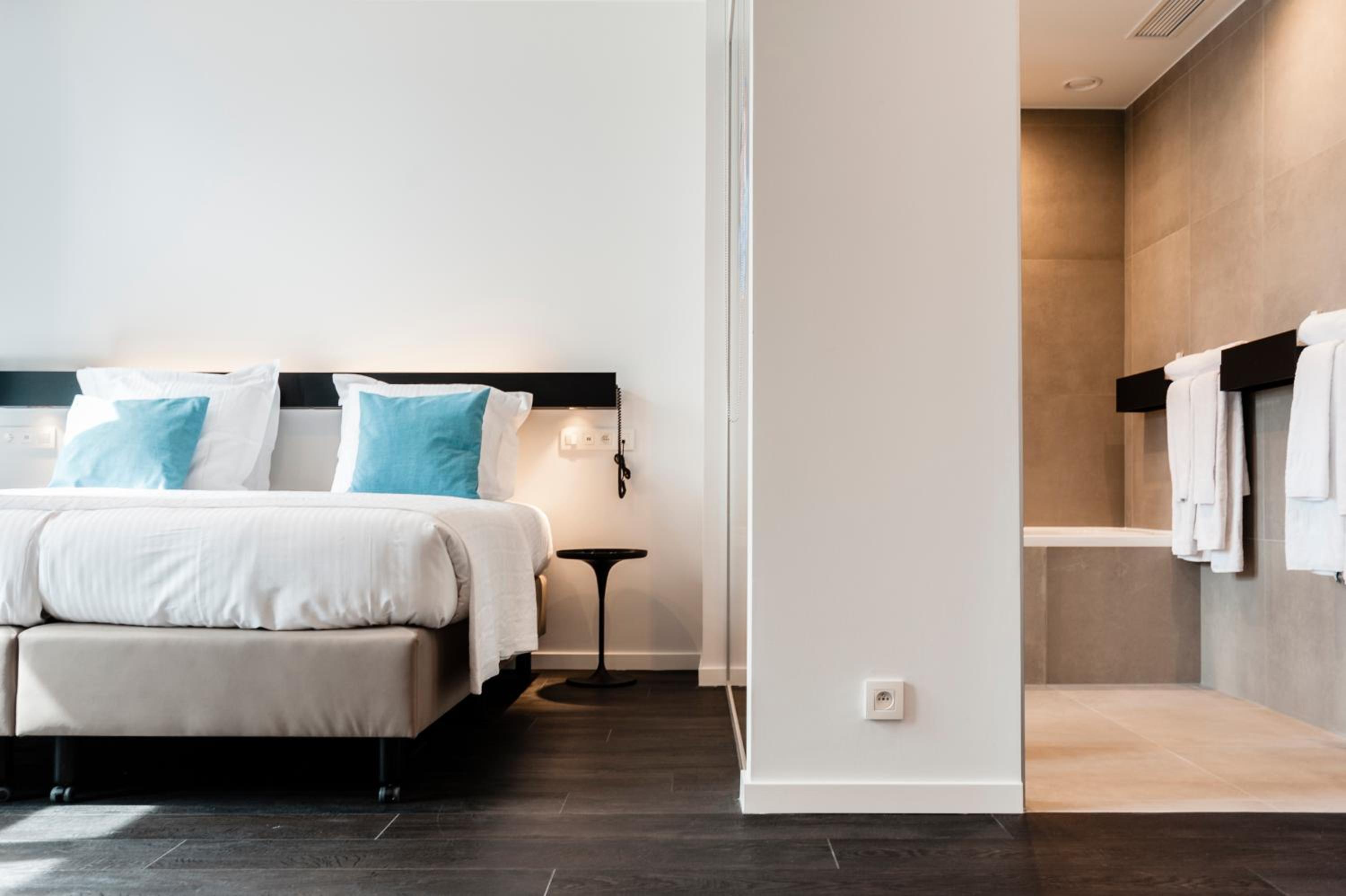 Junior Suite - Photo 1