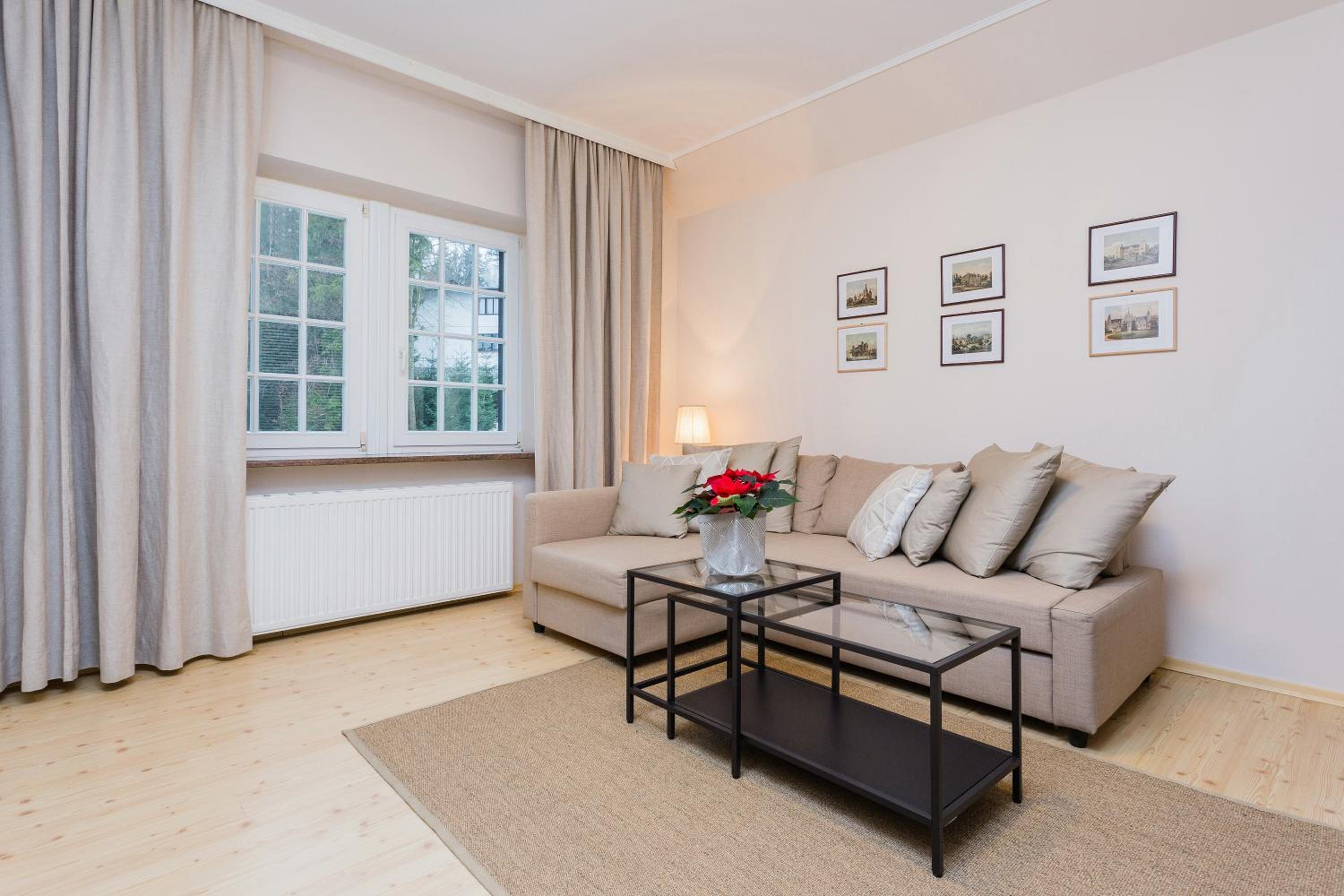 Apartment with Mountain View photo 3