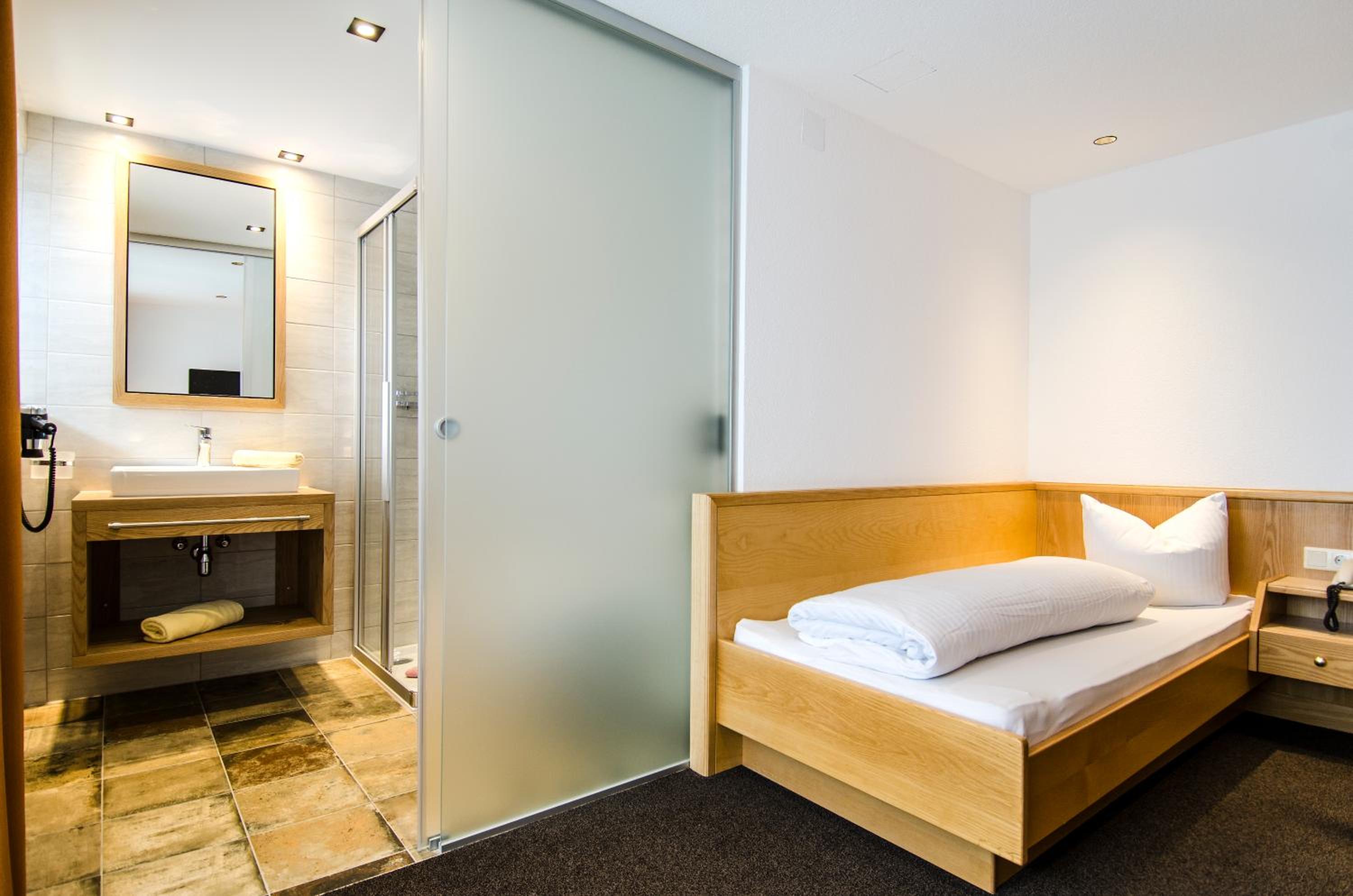 Single Room with Balcony photo 1