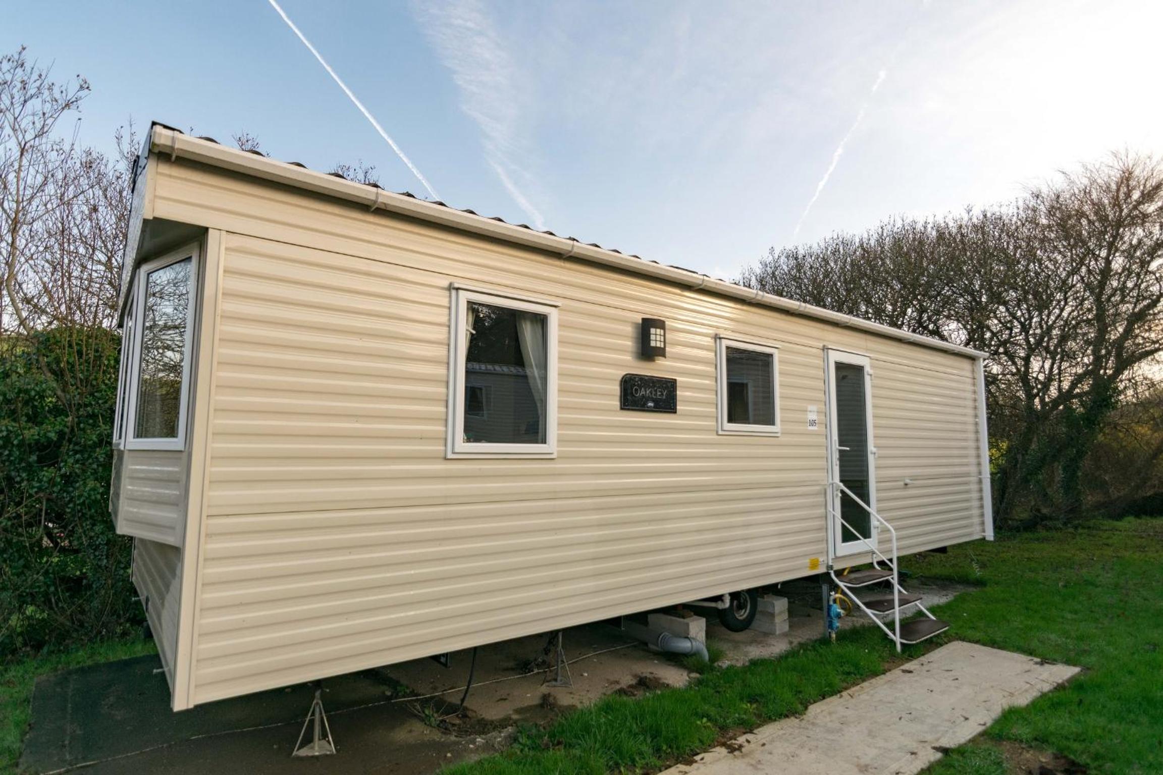 4 Berth Comfort Caravan Pet Free photo 3