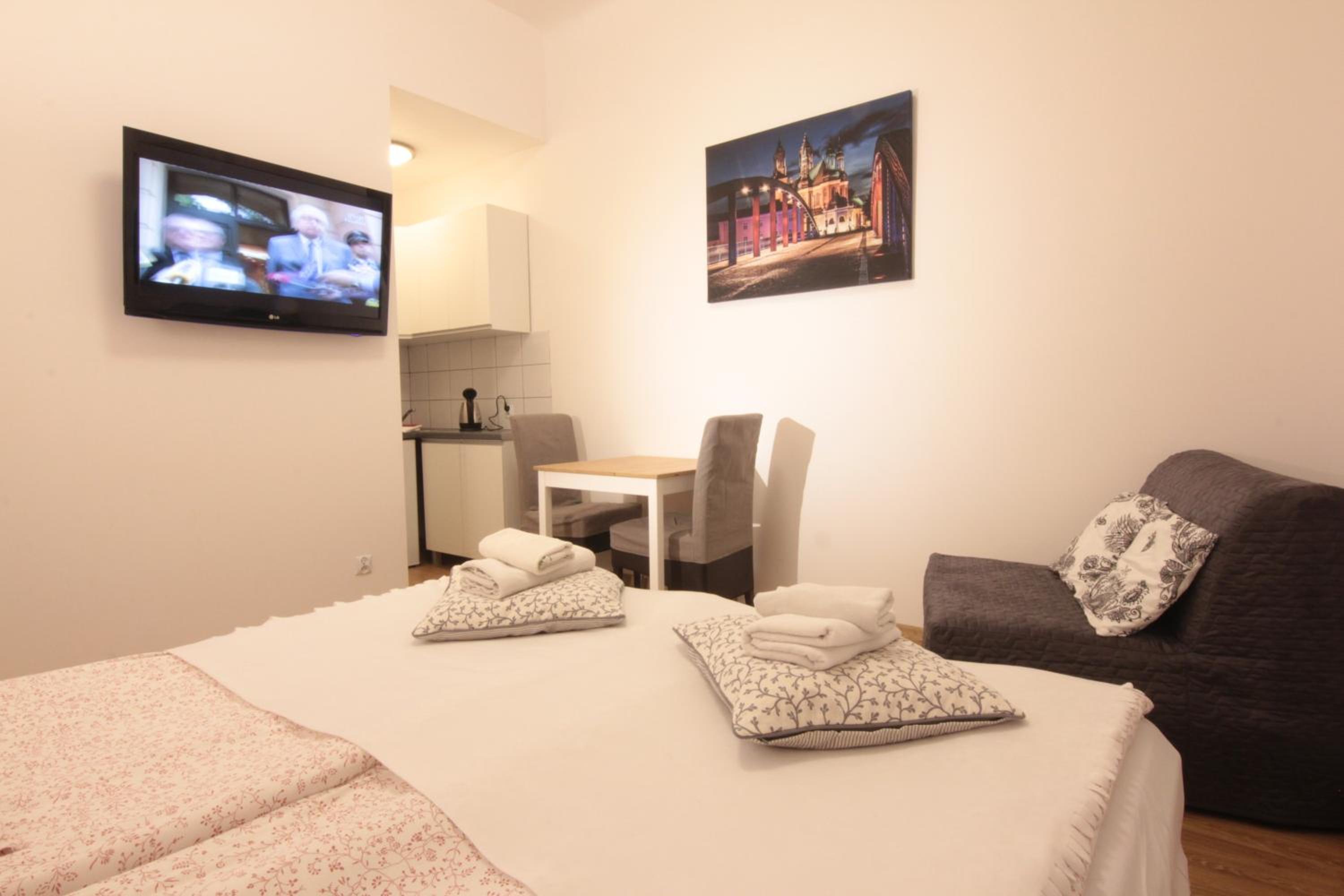Triple Room with Kitchenette photo 1
