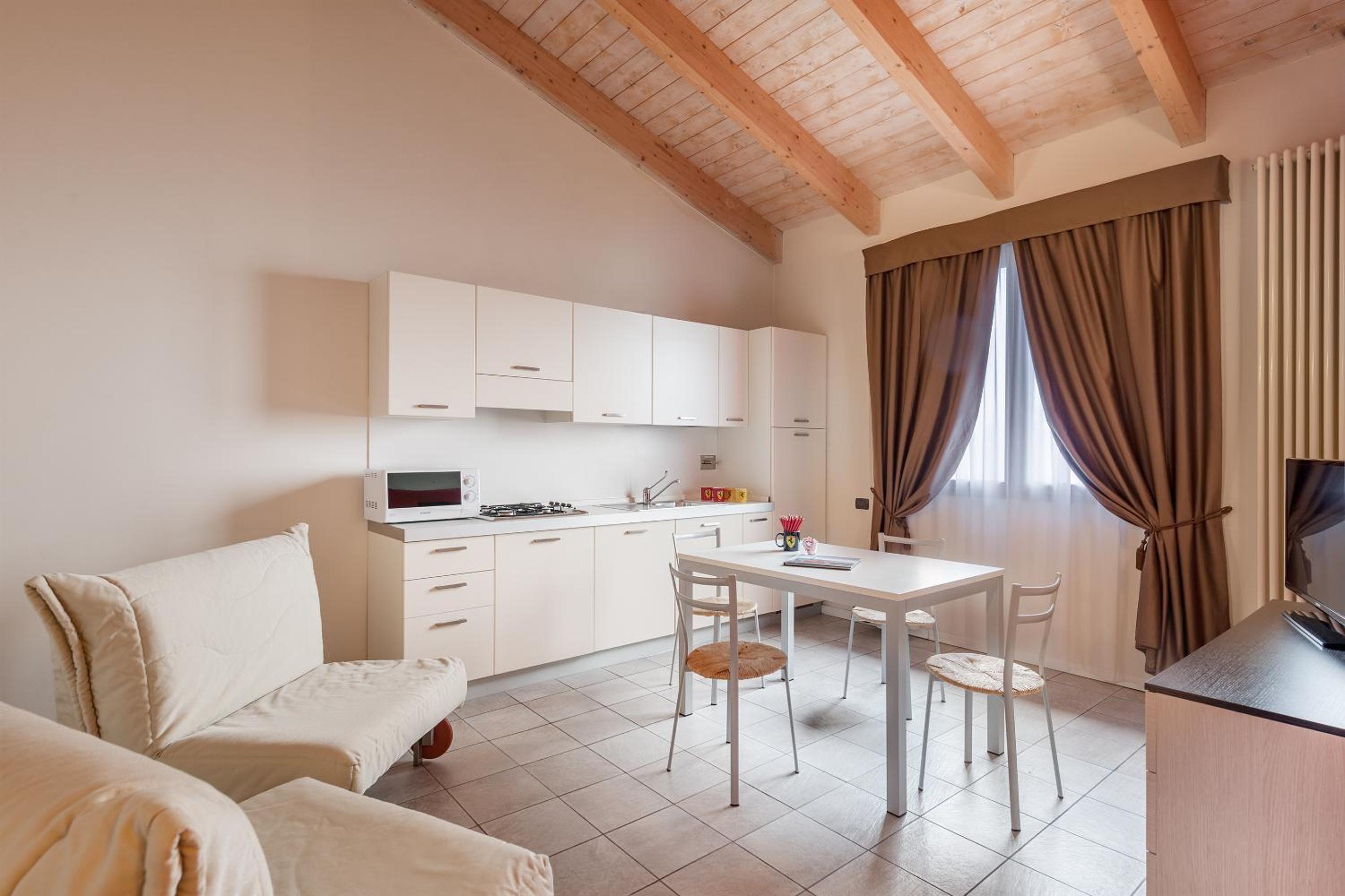 Two-Bedroom Apartment - Photo 7