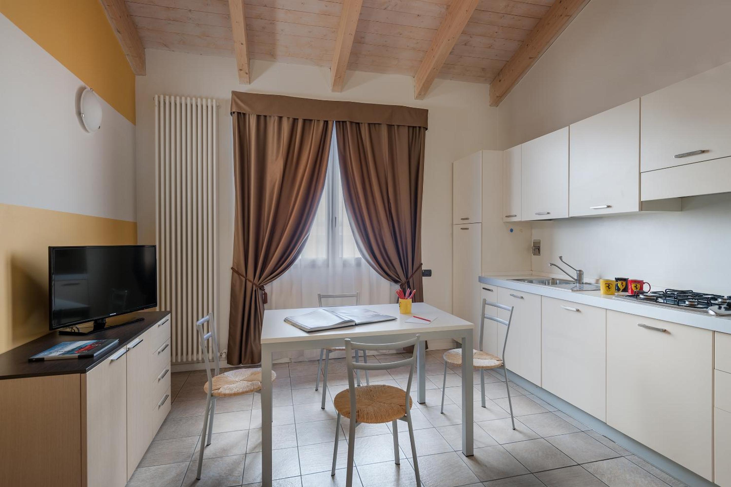 Two-Bedroom Apartment - Photo 8