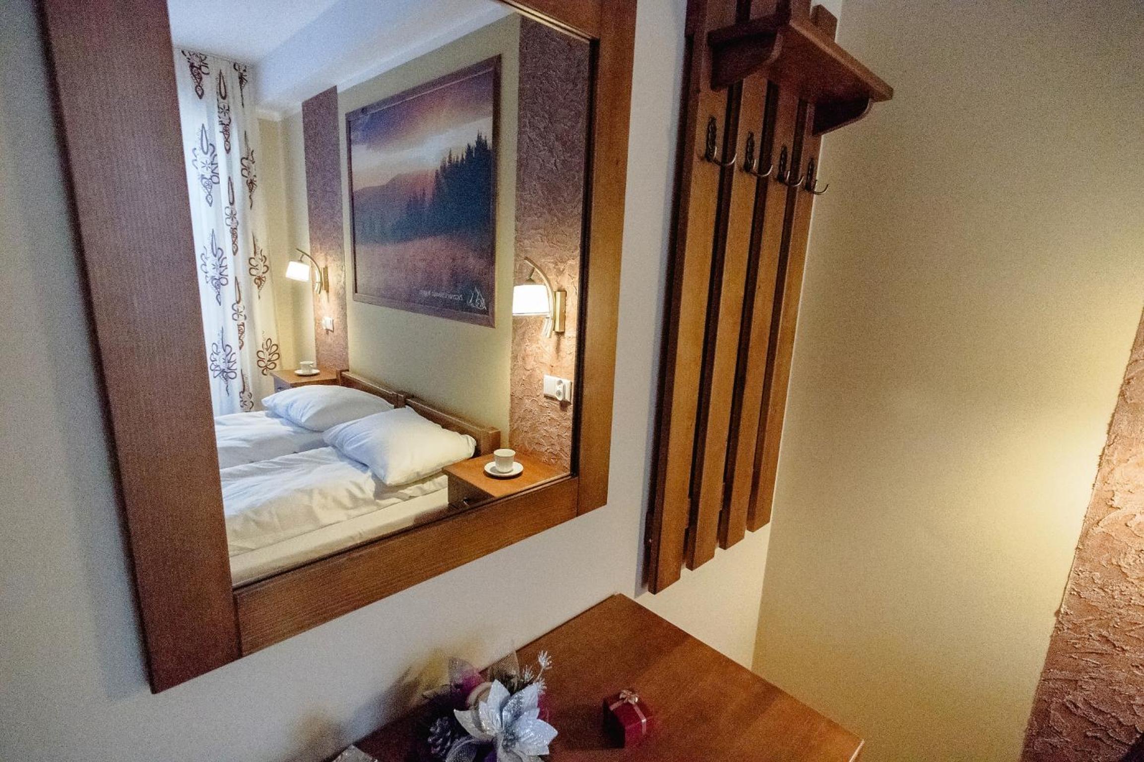 Large Double Room - Photo 23