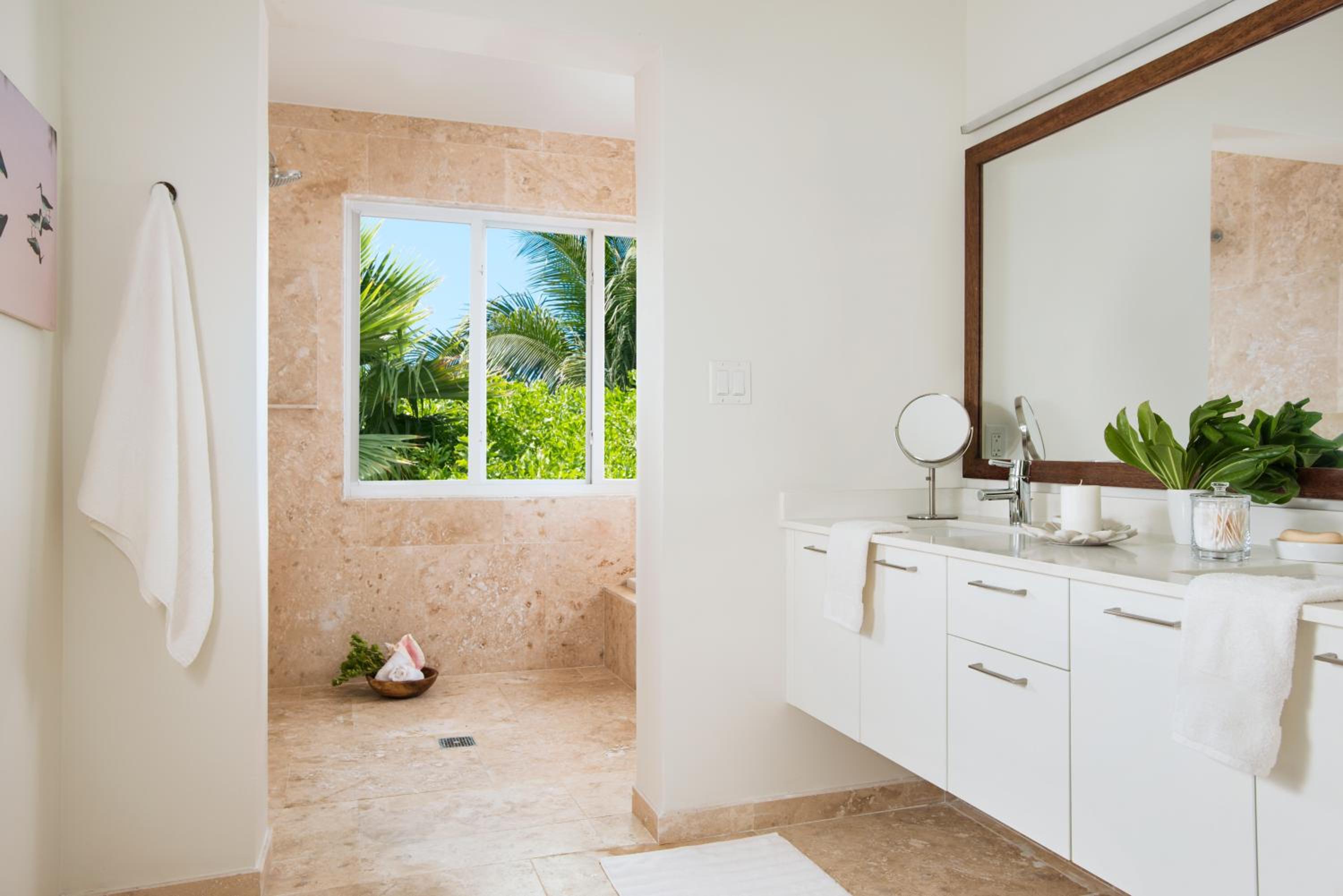 Ridgetop Two Bedroom Ocean View Suite photo 3