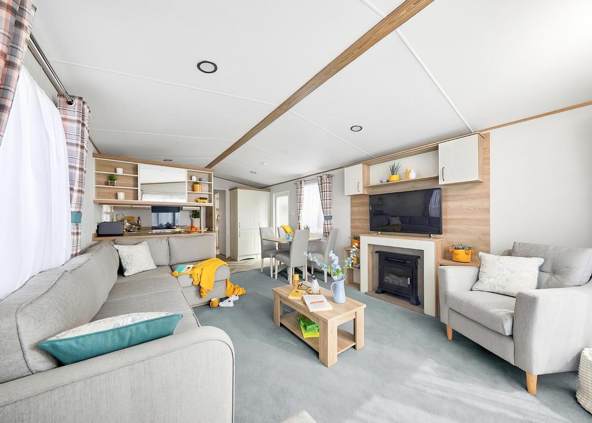 Mobile Home photo 2
