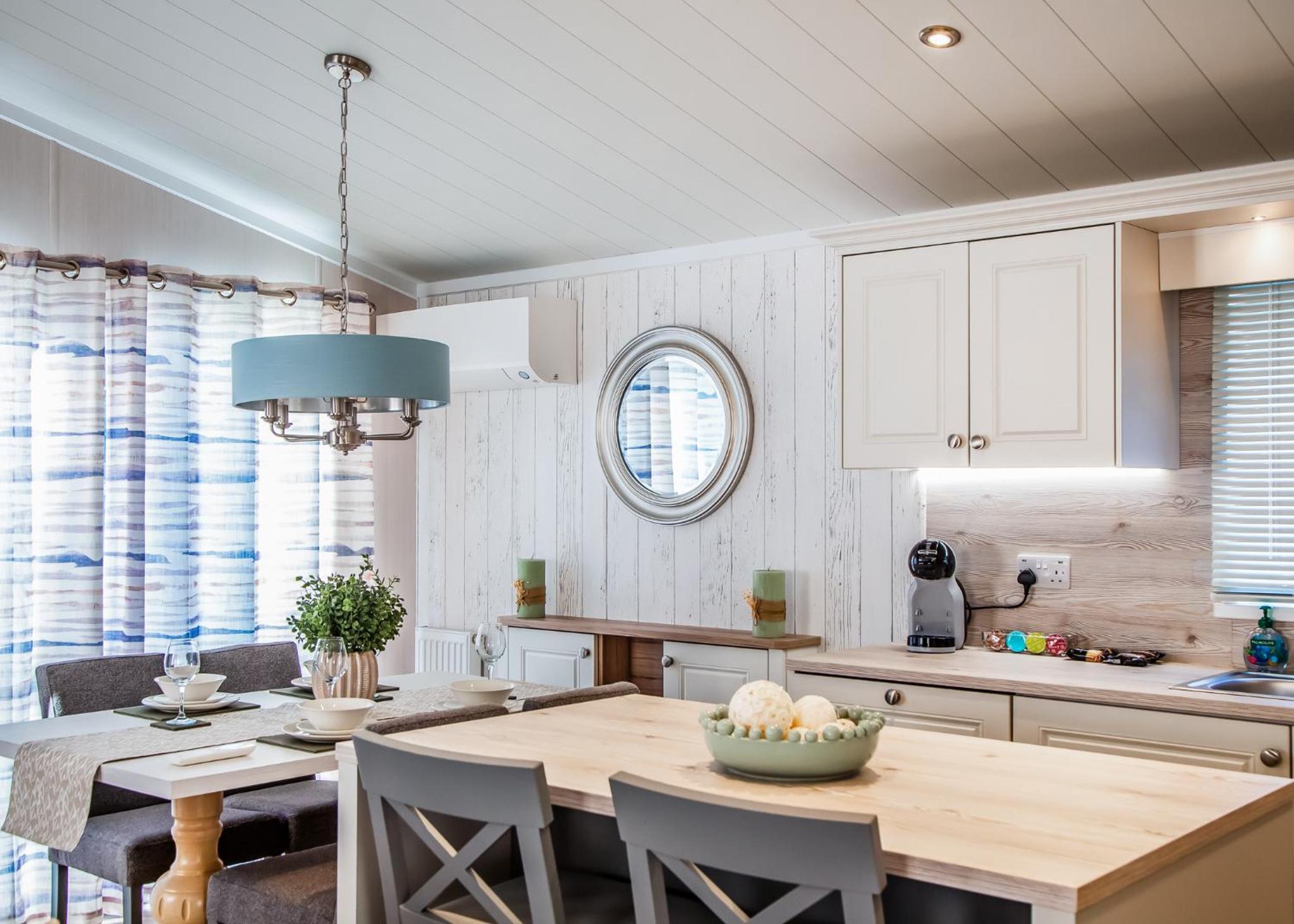 Three-Bedroom Chalet photo 1