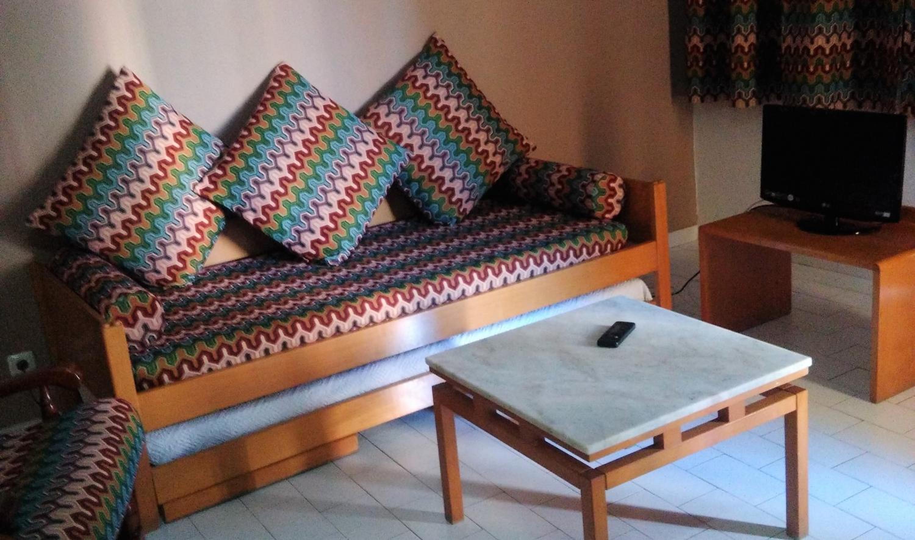 One-Bedroom Apartment (4 Adults) - Photo 11