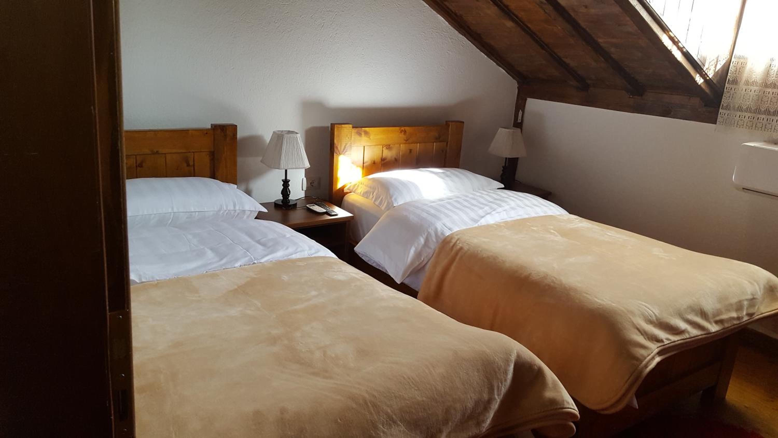 Twin Room with Mountain View photo 3