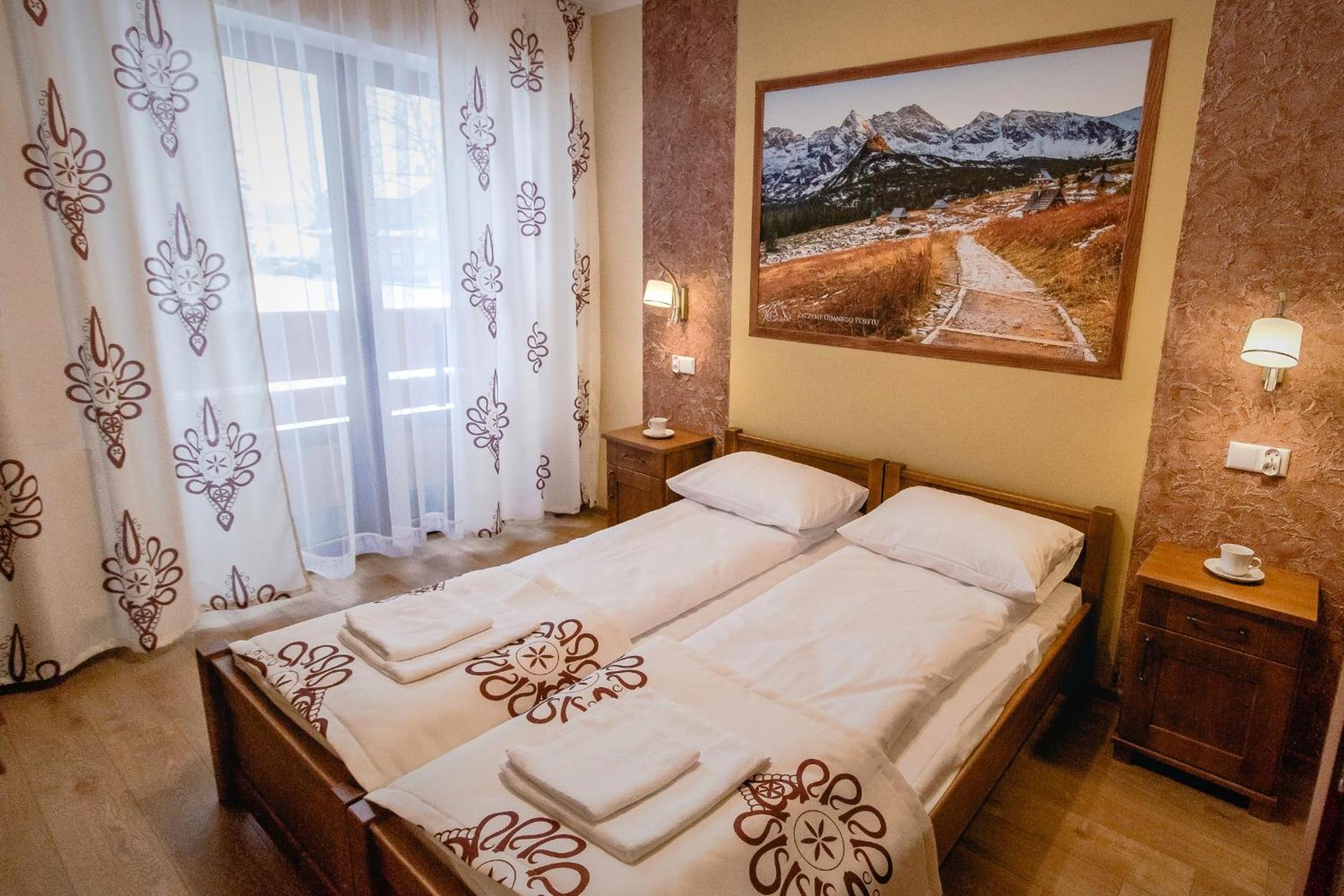Large Double Room - Photo 1