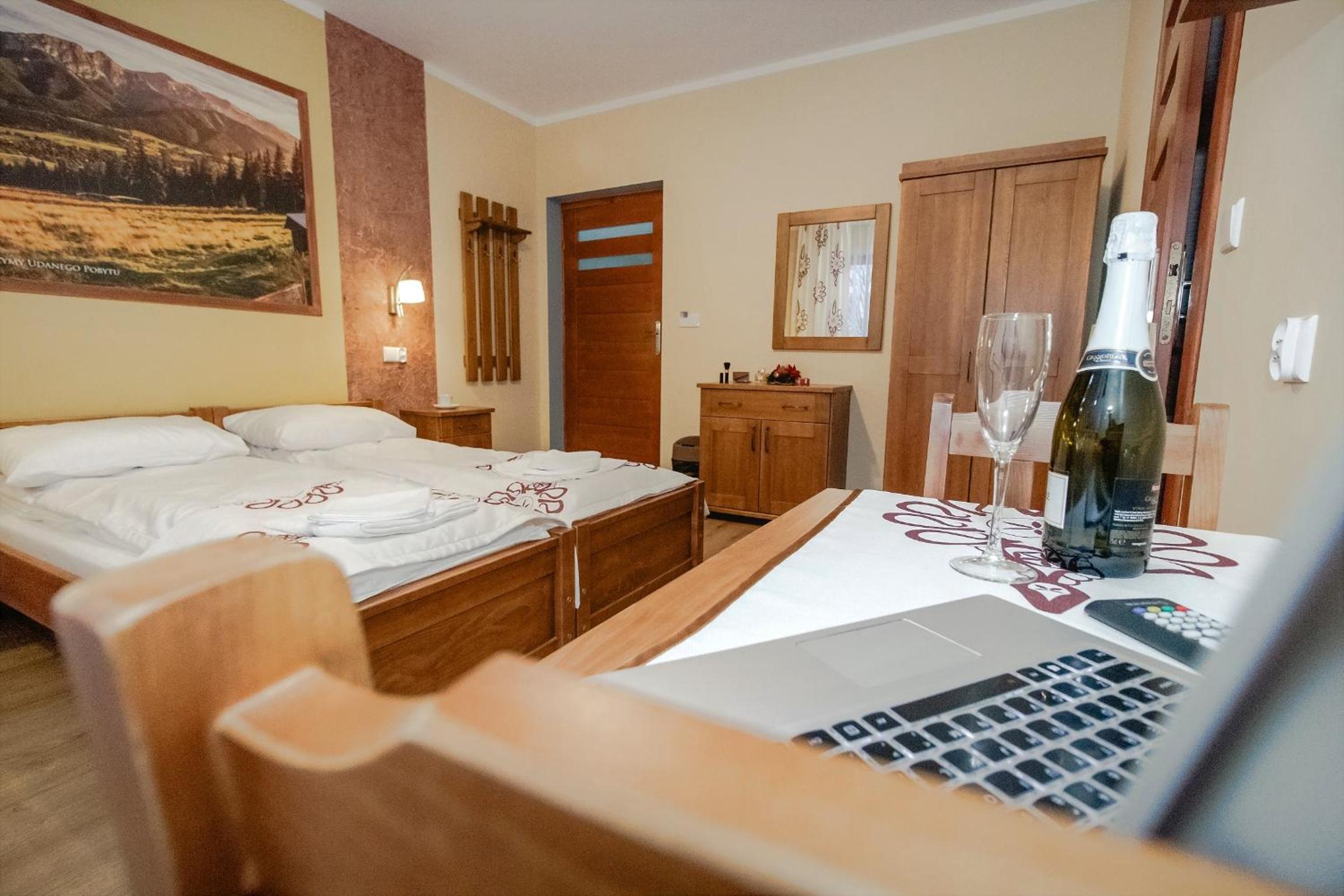 Double Room - Photo 30