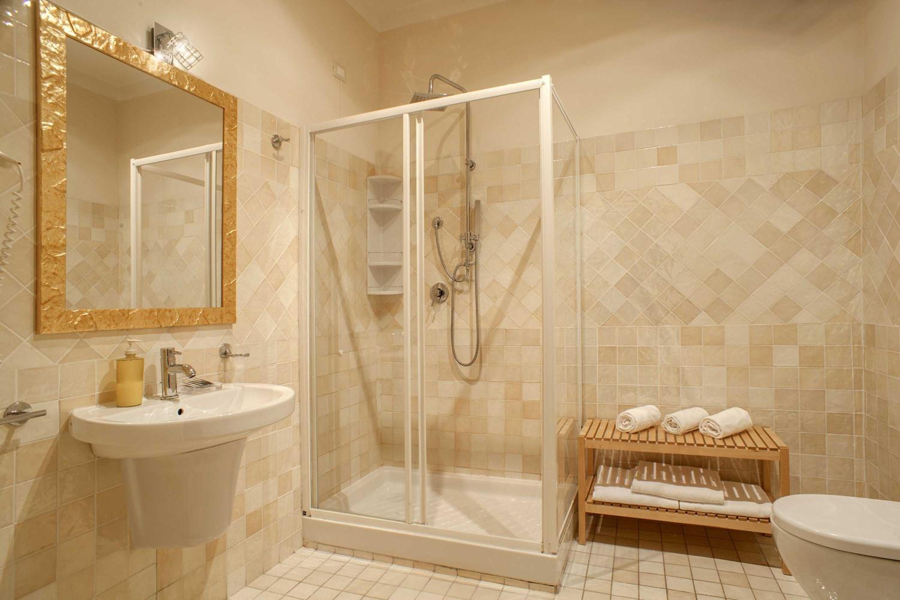 Superior Triple Room photo 2