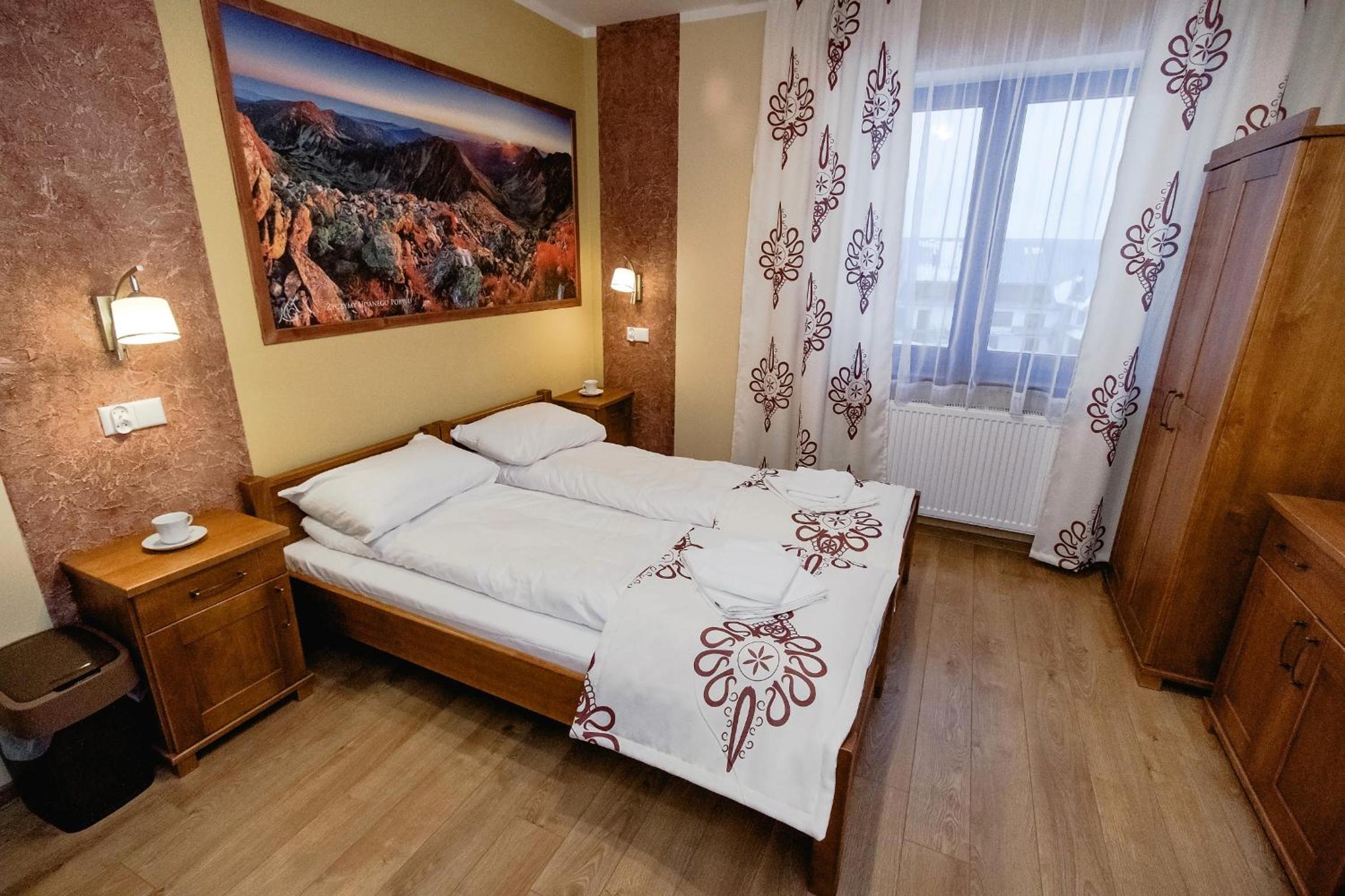 Double Room - Photo 12