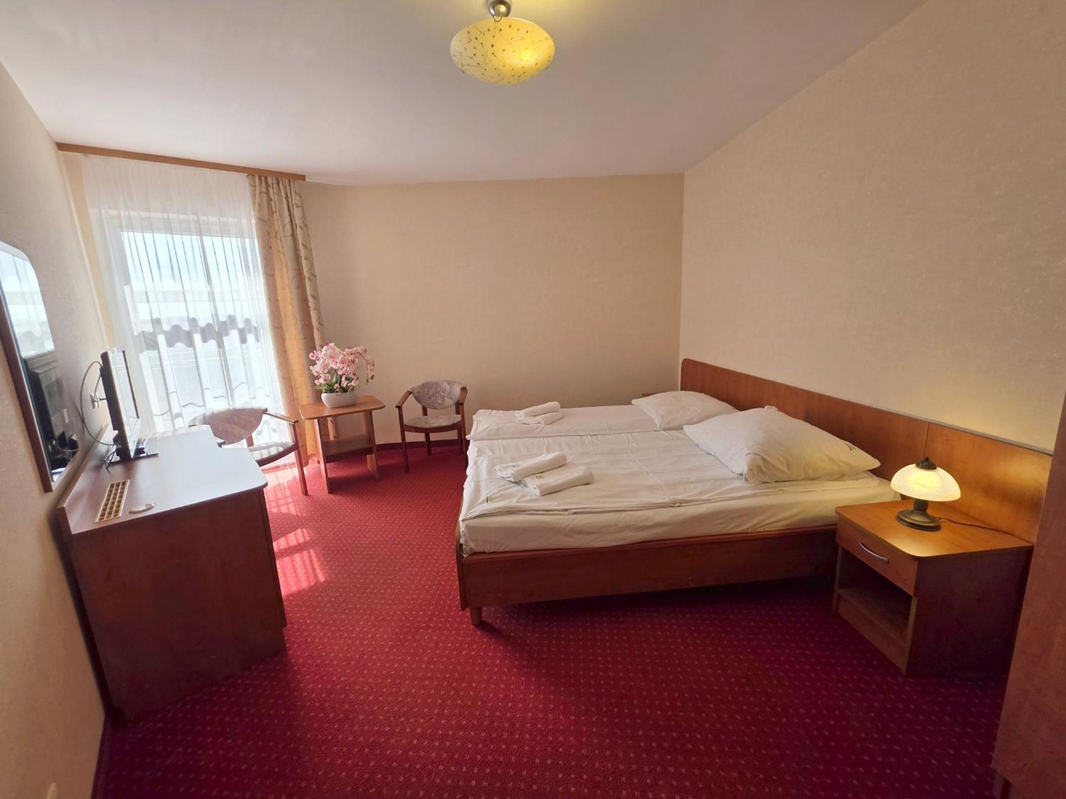 Small Double Room photo 3