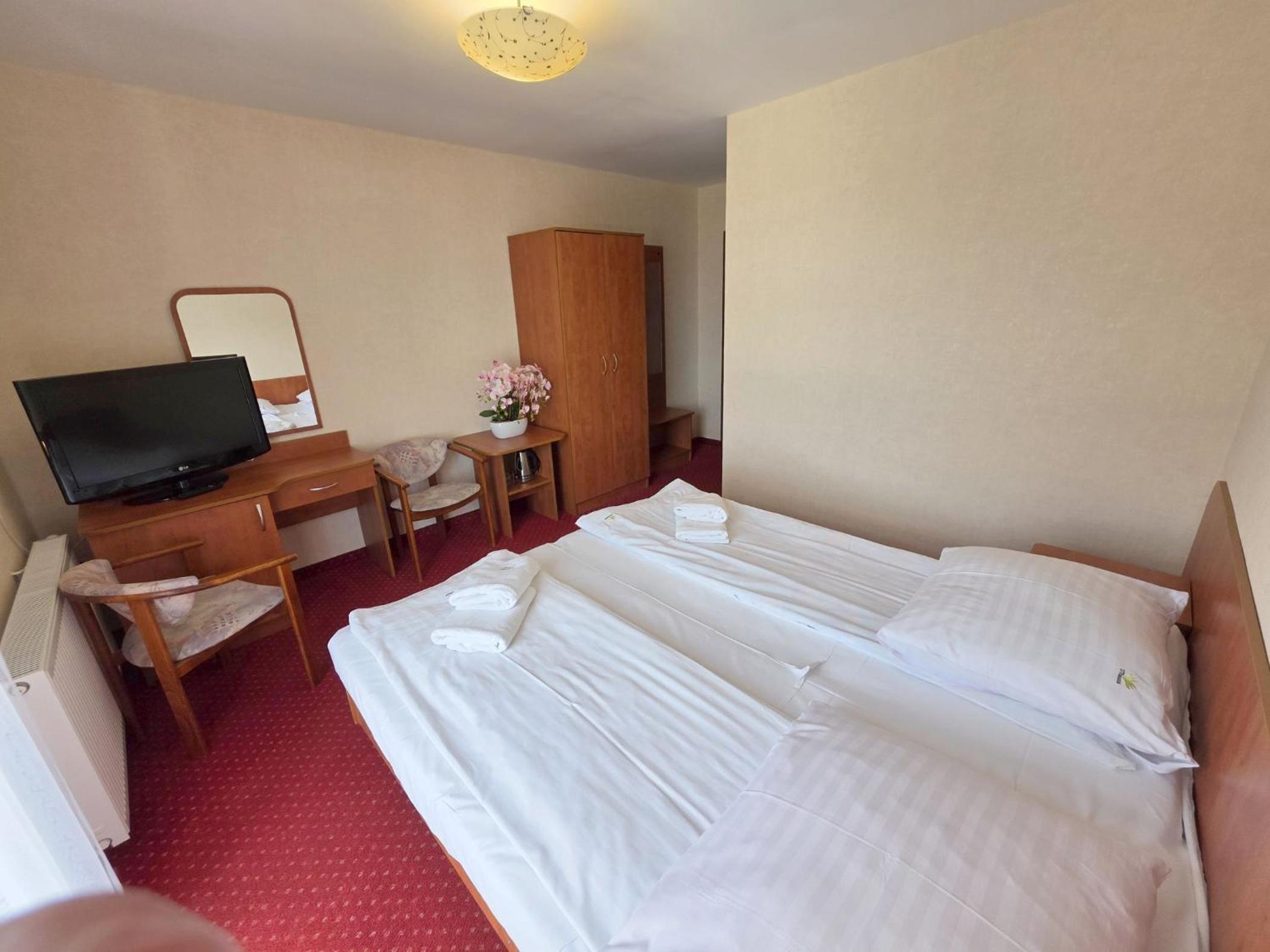 Double Room photo 3