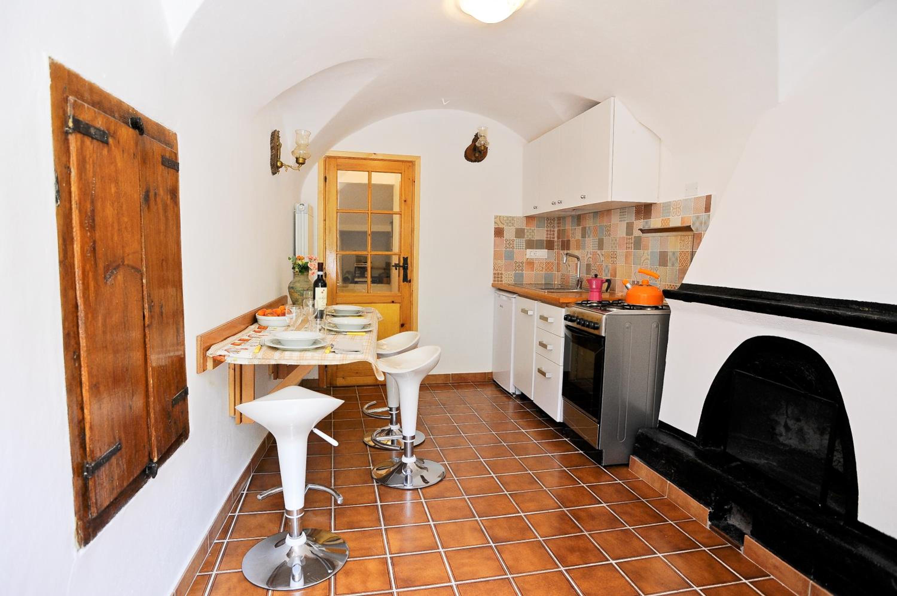 Apartment with Terrace photo 2