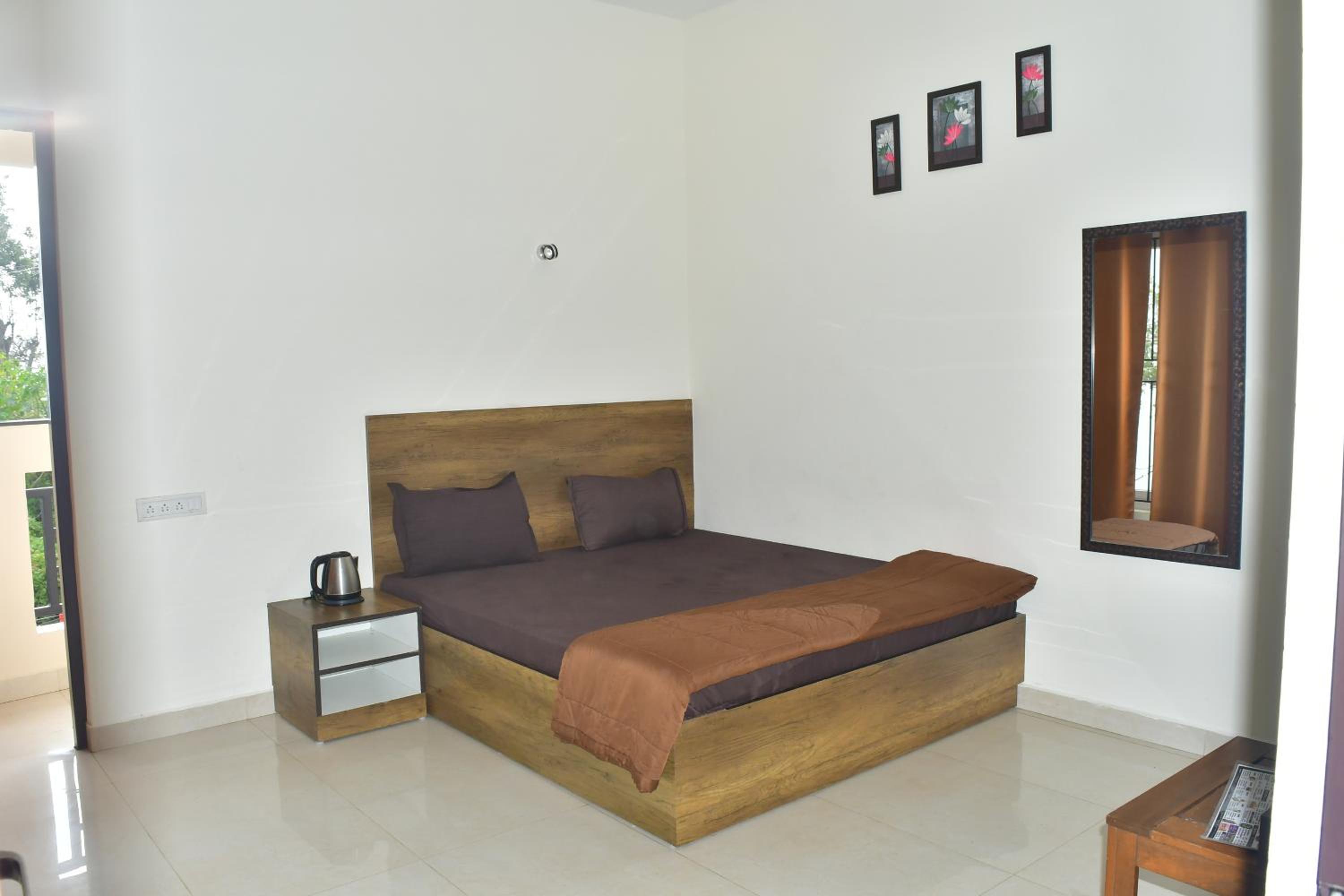 Deluxe Double or Twin Room with Balcony photo 3