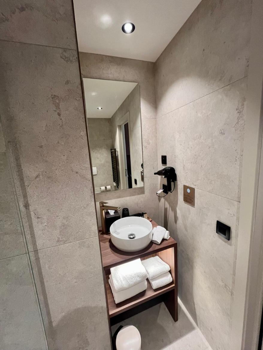 Small Single Room